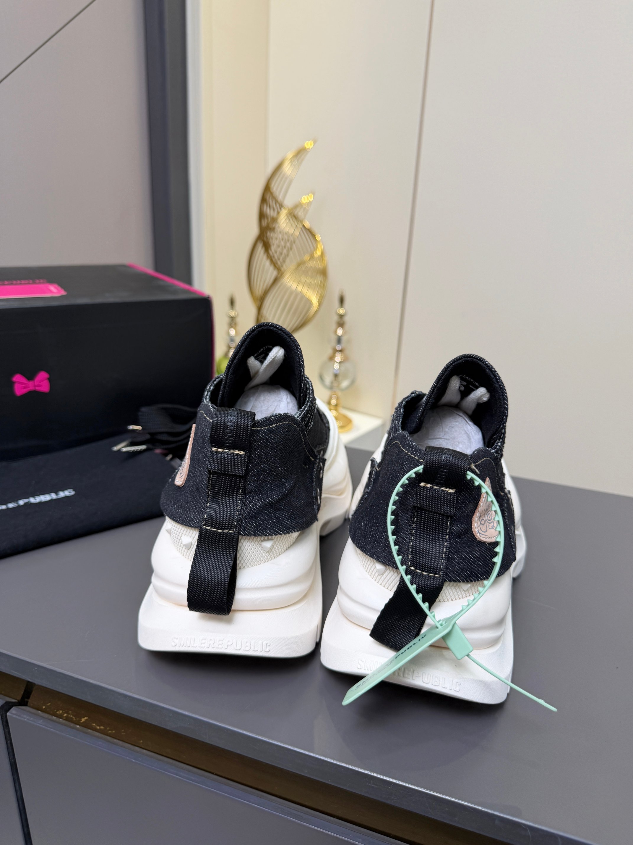 Designer Women Shoes