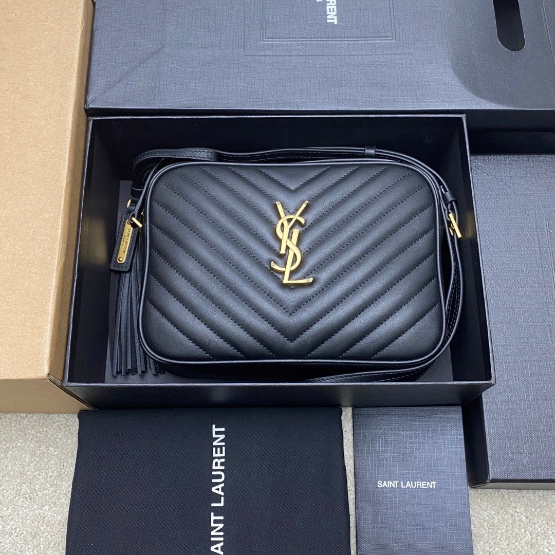 Y家LOU BAG新モデル - 軽量・大容量のカメラバッグ