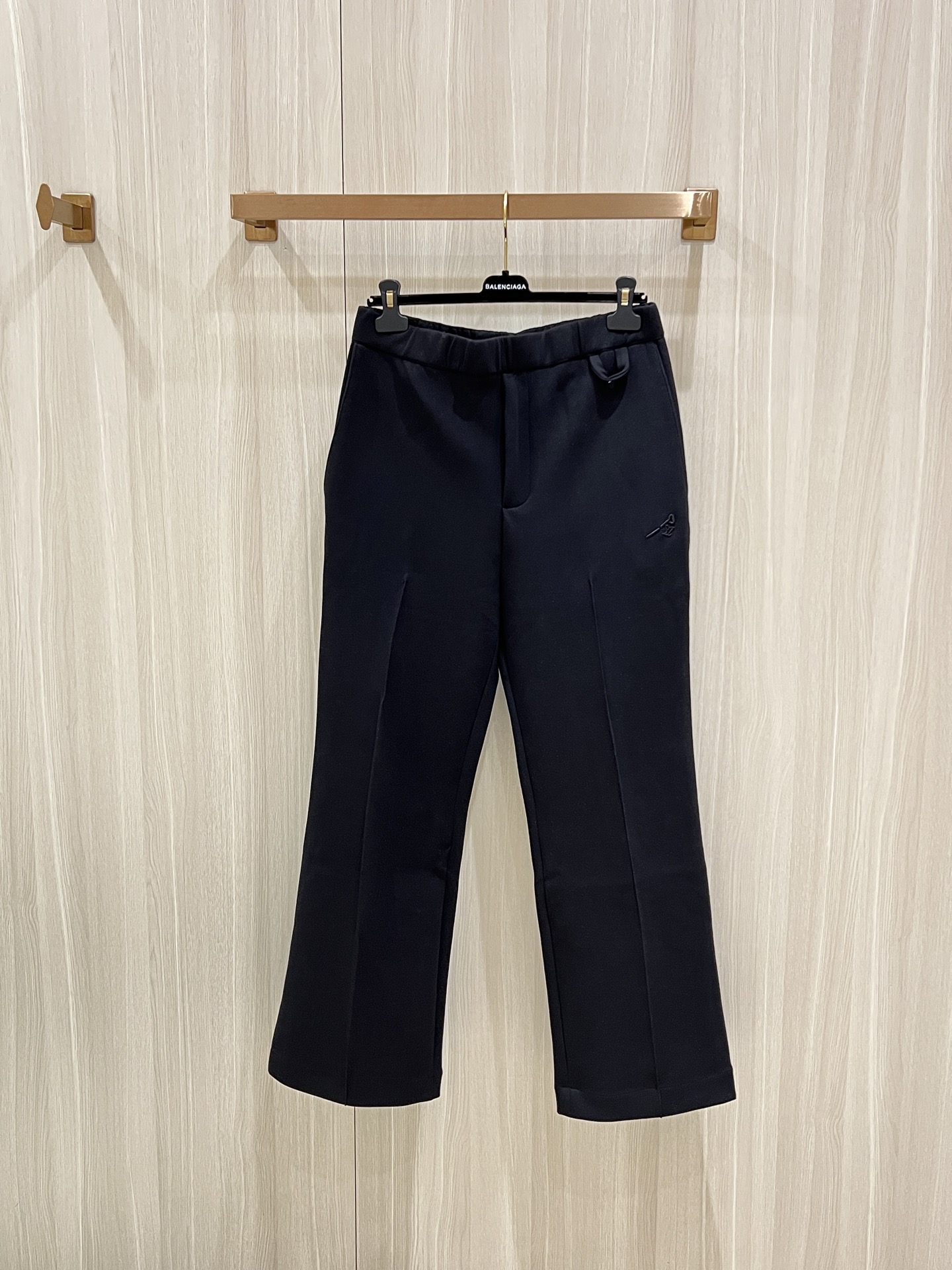Louis Vuitton Embroidered Space Cotton Trousers: Casual, Comfortable, and Stylish 2 i1758742187121 9532 0 0