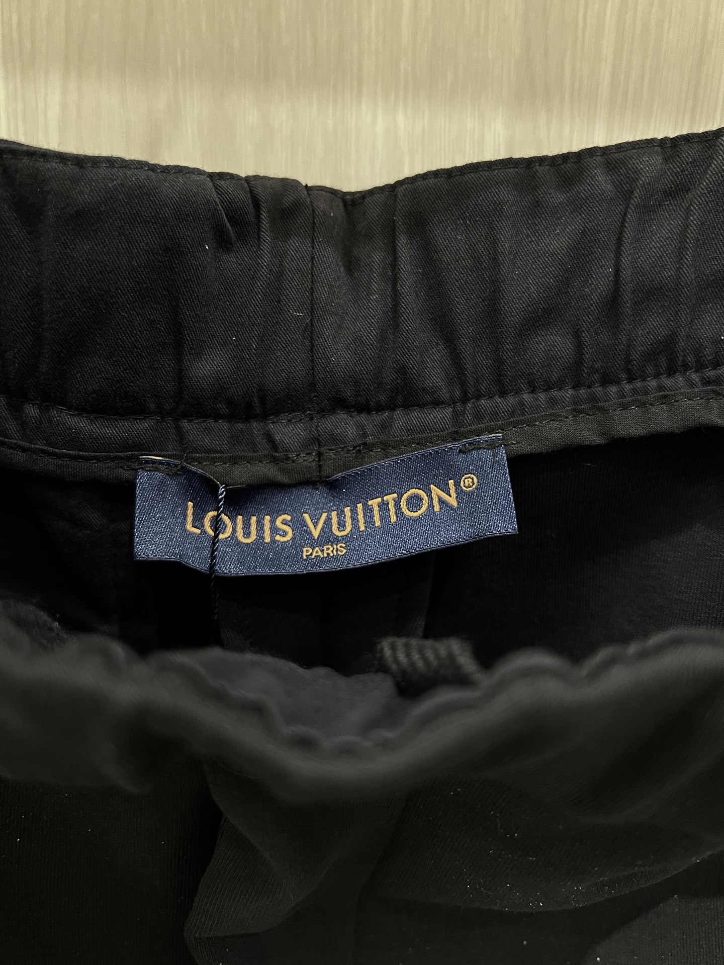 Louis Vuitton Embroidered Space Cotton Trousers: Casual, Comfortable, and Stylish 5 i1758742188743 6398 0 3