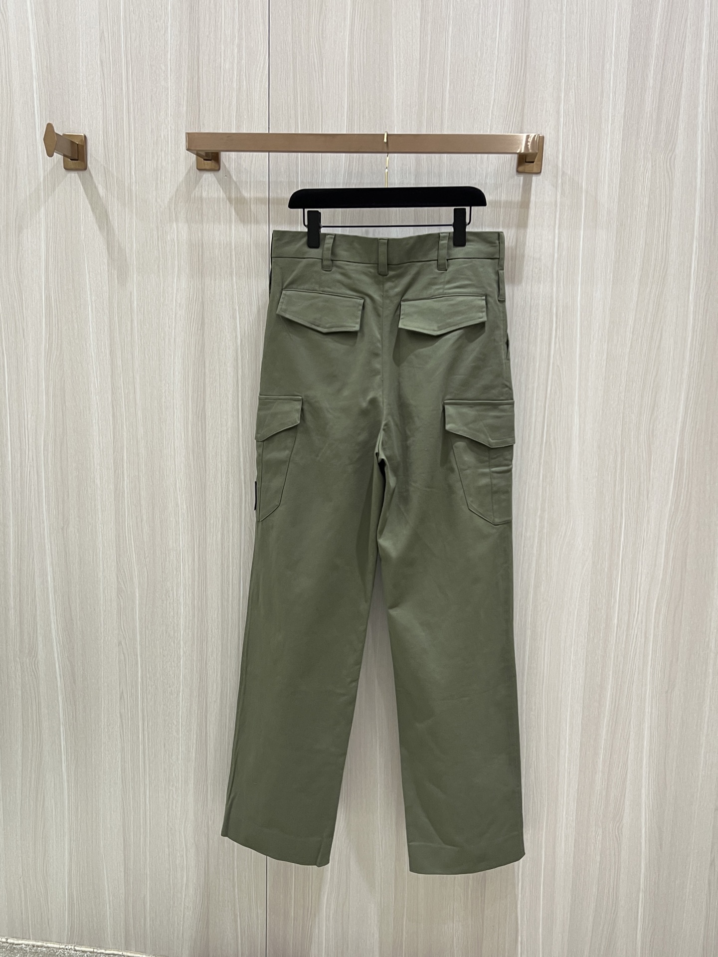 Louis Vuitton Nigo Series 3D Embroidered Pocket Cargo Pants - Stylish & Functional 8 i1758742944541 1752 0 6