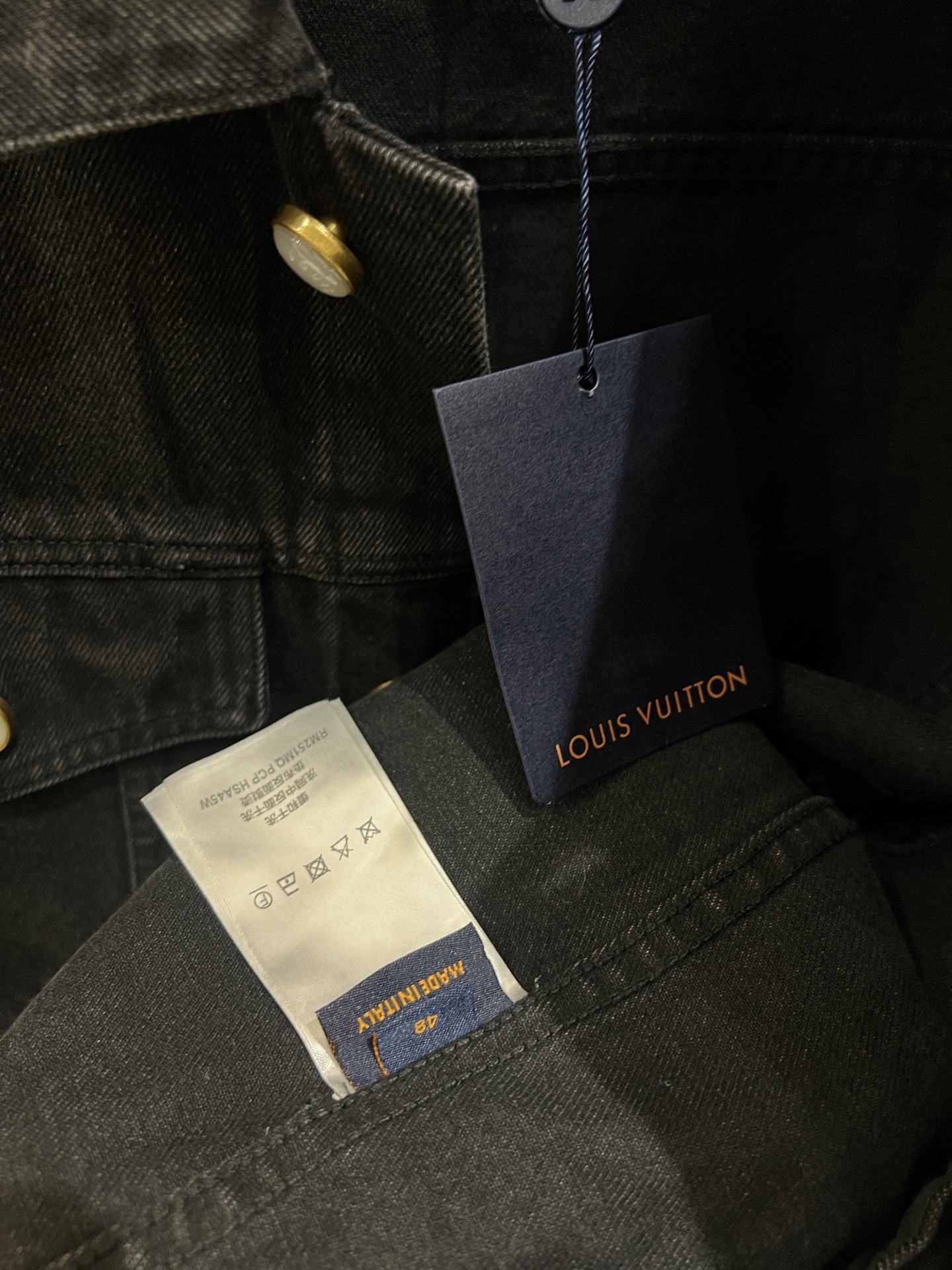 Louis Vuitton Pearl Button Denim Jacket & Jeans Set - Chic & Stylish 7 i1759398010572 3923 0 4
