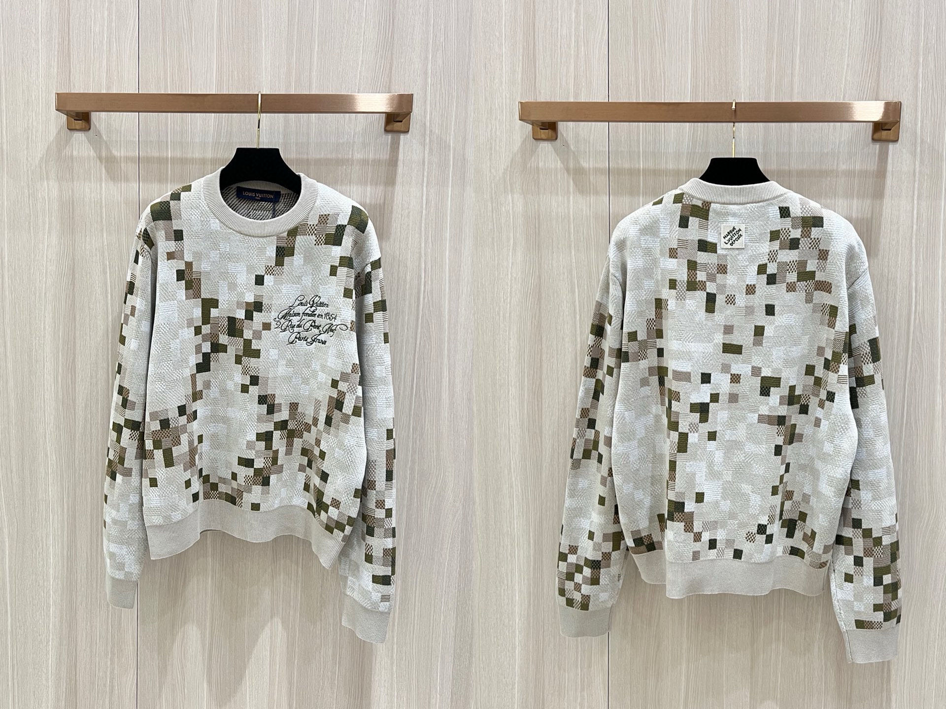 Louis Vuitton Limited Edition Snakoflage Damier Knit Sweater 9 i1760173523358 2994 0 7