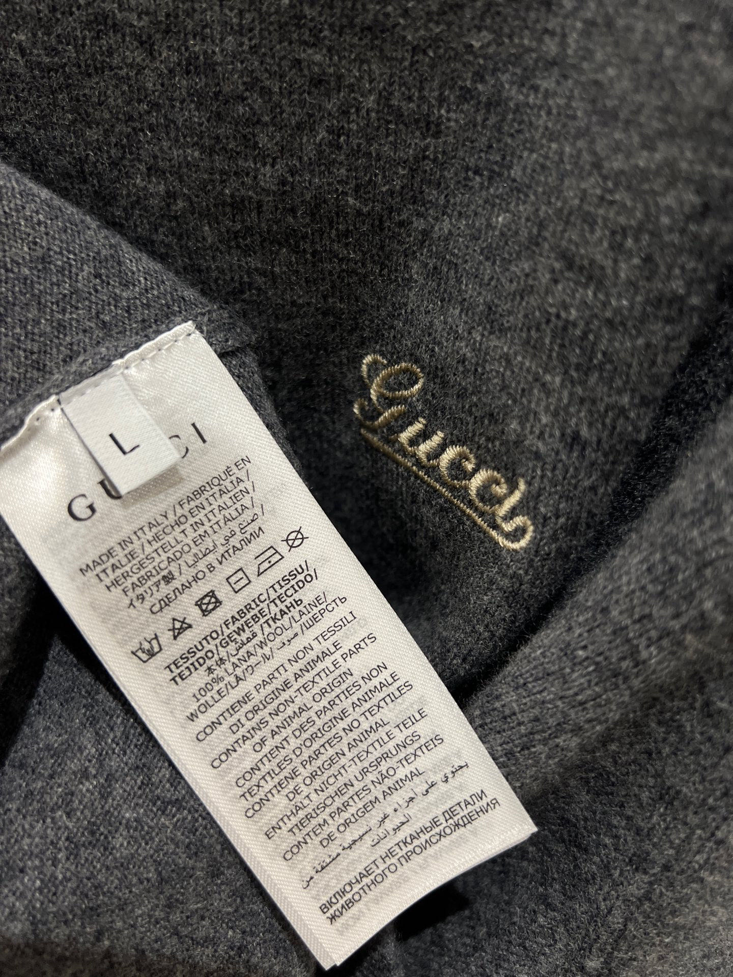 Gucci Embroidered Logo Wool Sweater: Unisex Style, Soft & Warm - S to L 6 i1763491821918 6241 0 4