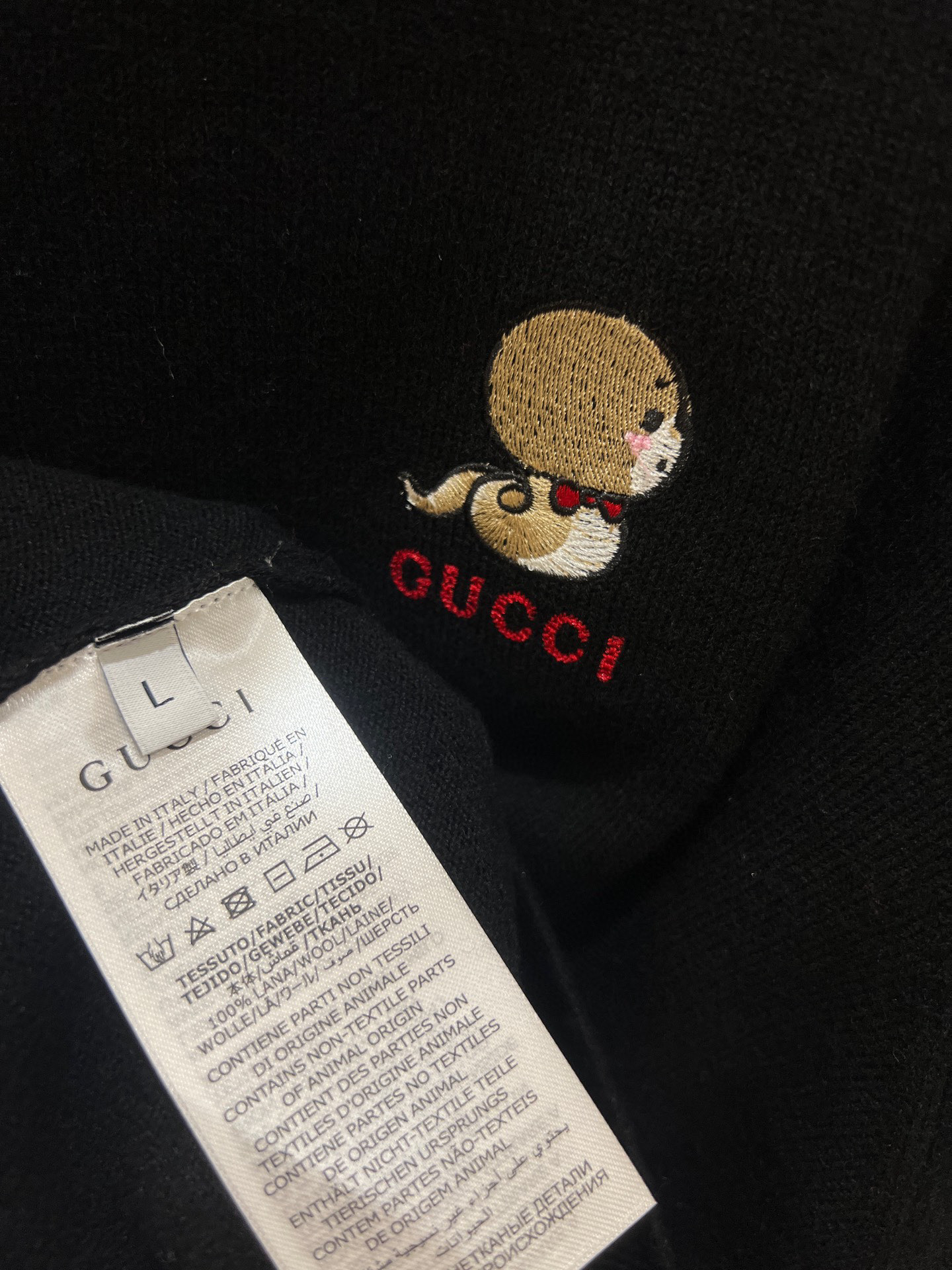 Gucci Red Heart Animal Wool Sweater - A Festive & Cozy New Year Essential 6 i1763492353436 3850 0 4