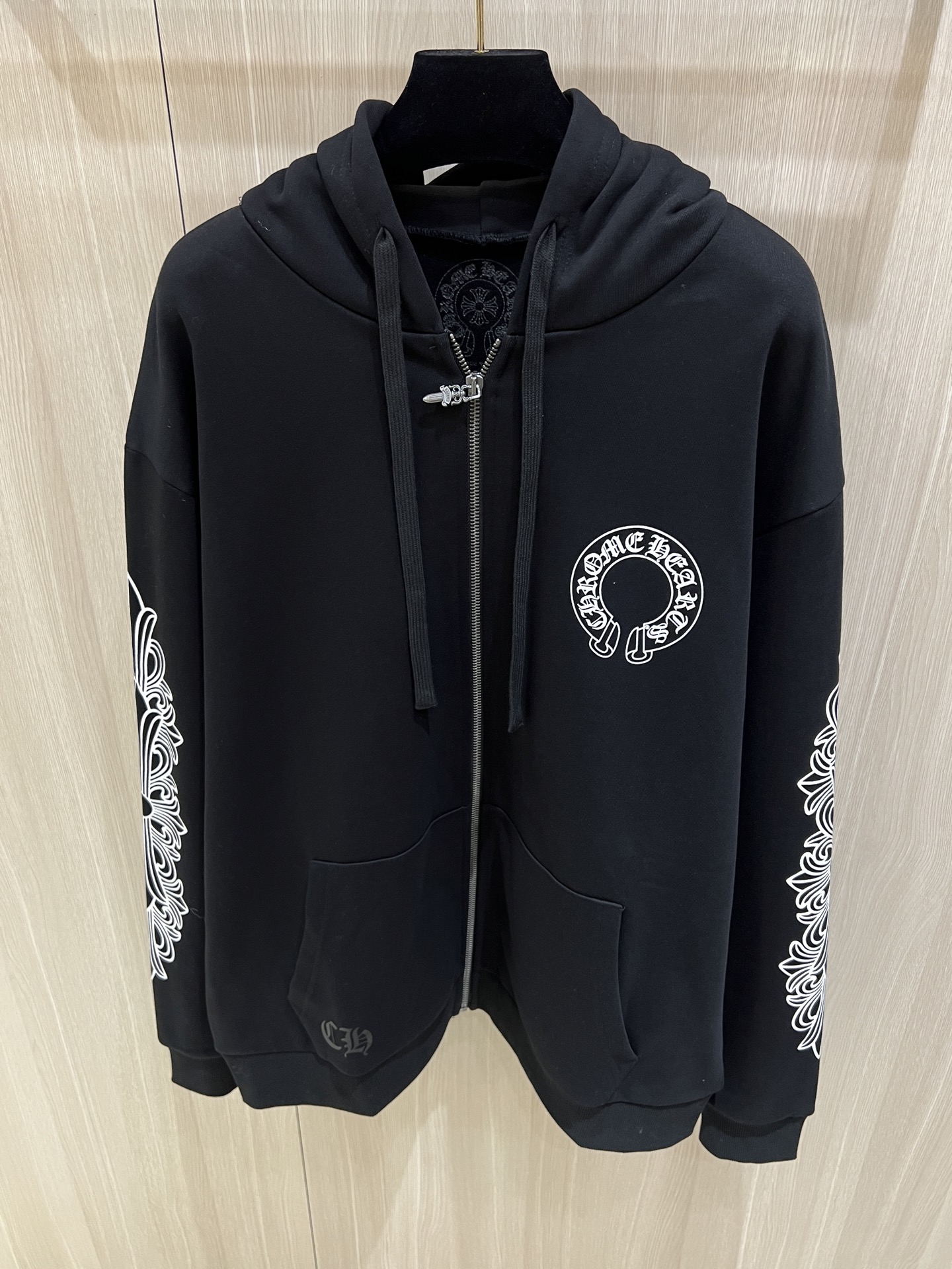 Chrome Hearts Horseshoe Zip-Up Hoodie: Vintage Style & Premium Fabric 3 i1764157998906 5938 0 1