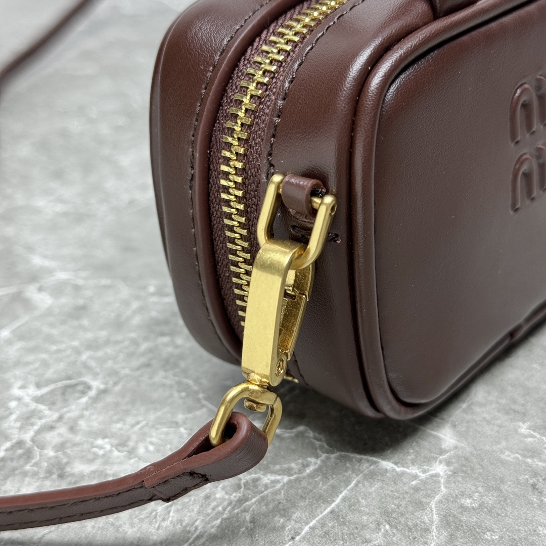 Louis Vuitton Haute Couture Classic Luxury Handbag Shoulder Crossbody 4