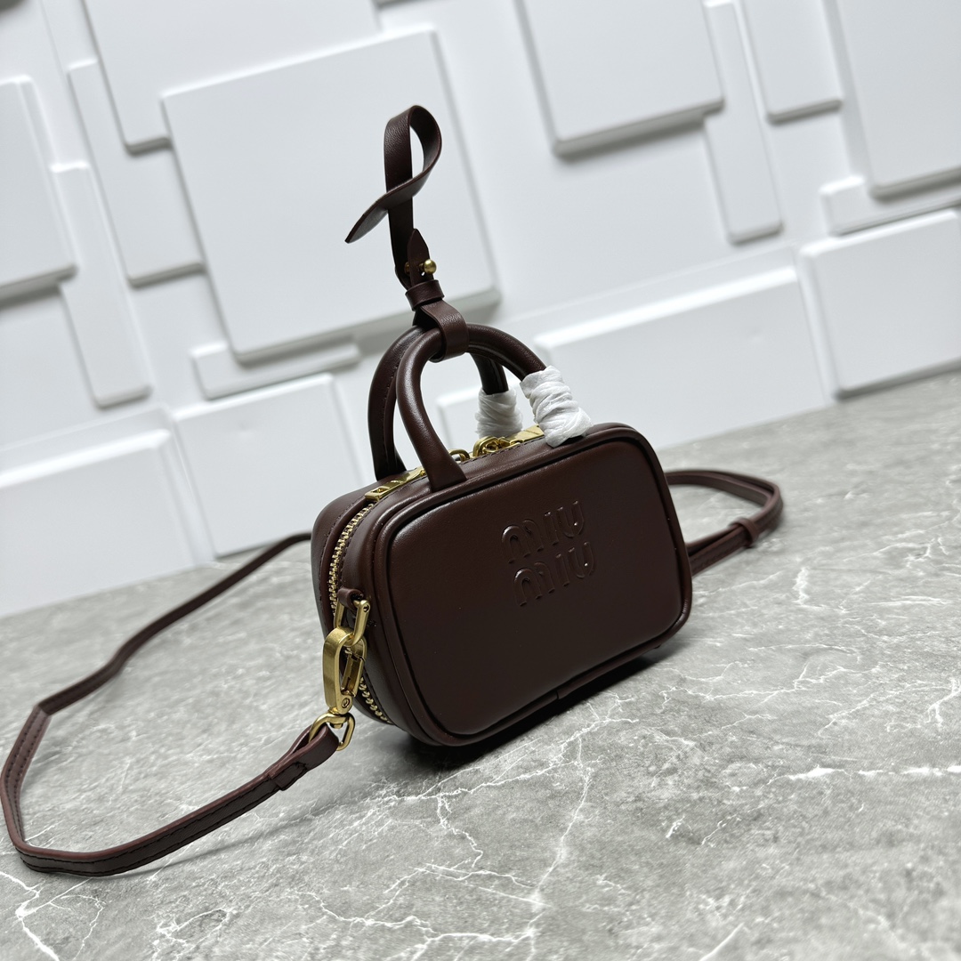 Louis Vuitton Haute Couture Classic Luxury Handbag Shoulder Crossbody 2