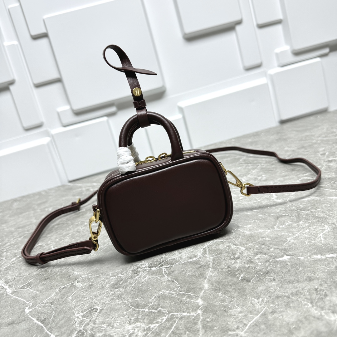 Louis Vuitton Haute Couture Classic Luxury Handbag Shoulder Crossbody 5