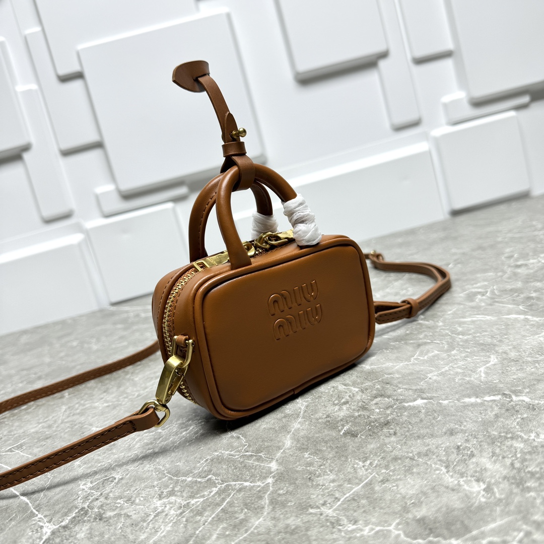 Louis Vuitton Haute Couture Classic Luxury Handbag Shoulder Crossbody 2