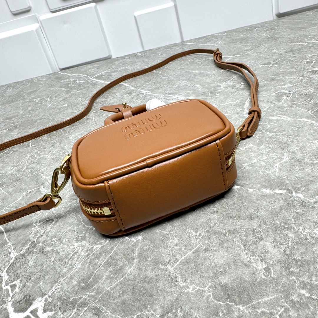 Louis Vuitton Haute Couture Classic Luxury Handbag Shoulder Crossbody 3