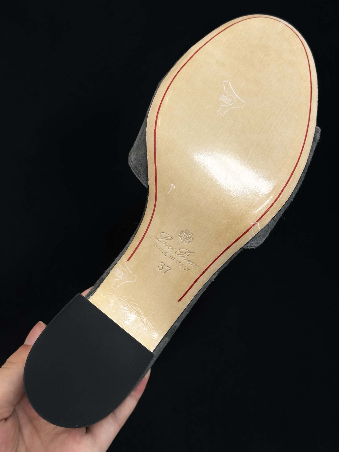 NO:819080,High definition enlarged detail display of soles - slippers, slippers19860909鞋底高清放大细节展示-,拖鞋,slippers,Women's Shoes