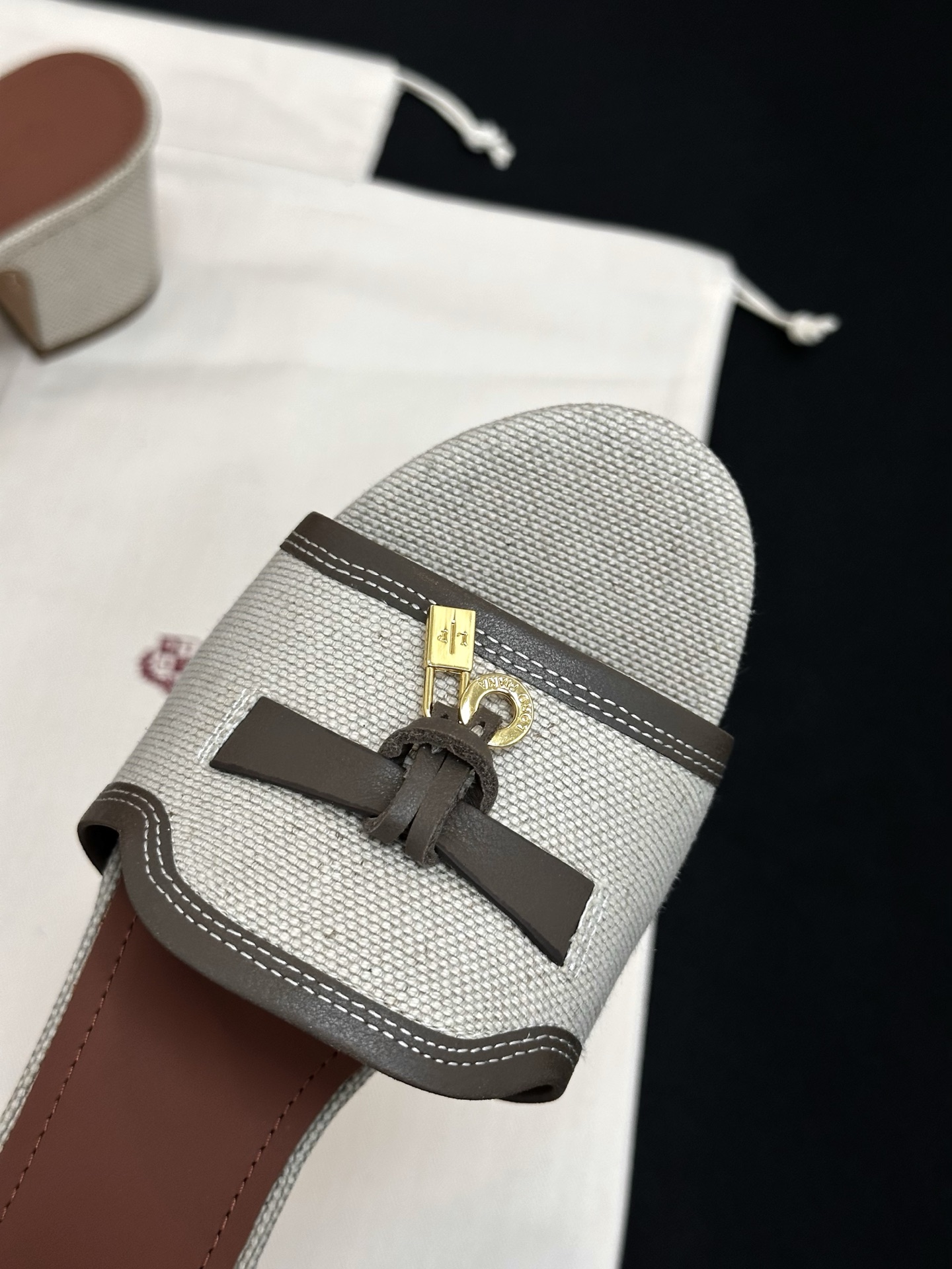 NO:819001,High-definition enlarged detail display of the upper - slippers, slippers19860909鞋面高清放大细节展示-,拖鞋,slippers,Women's Shoes