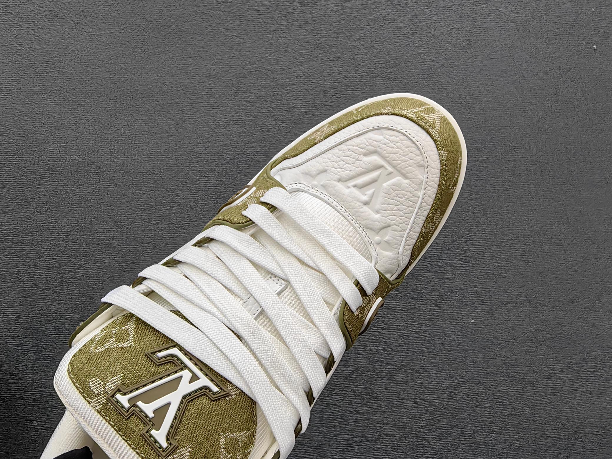 Louis Vuitton - Sneakers