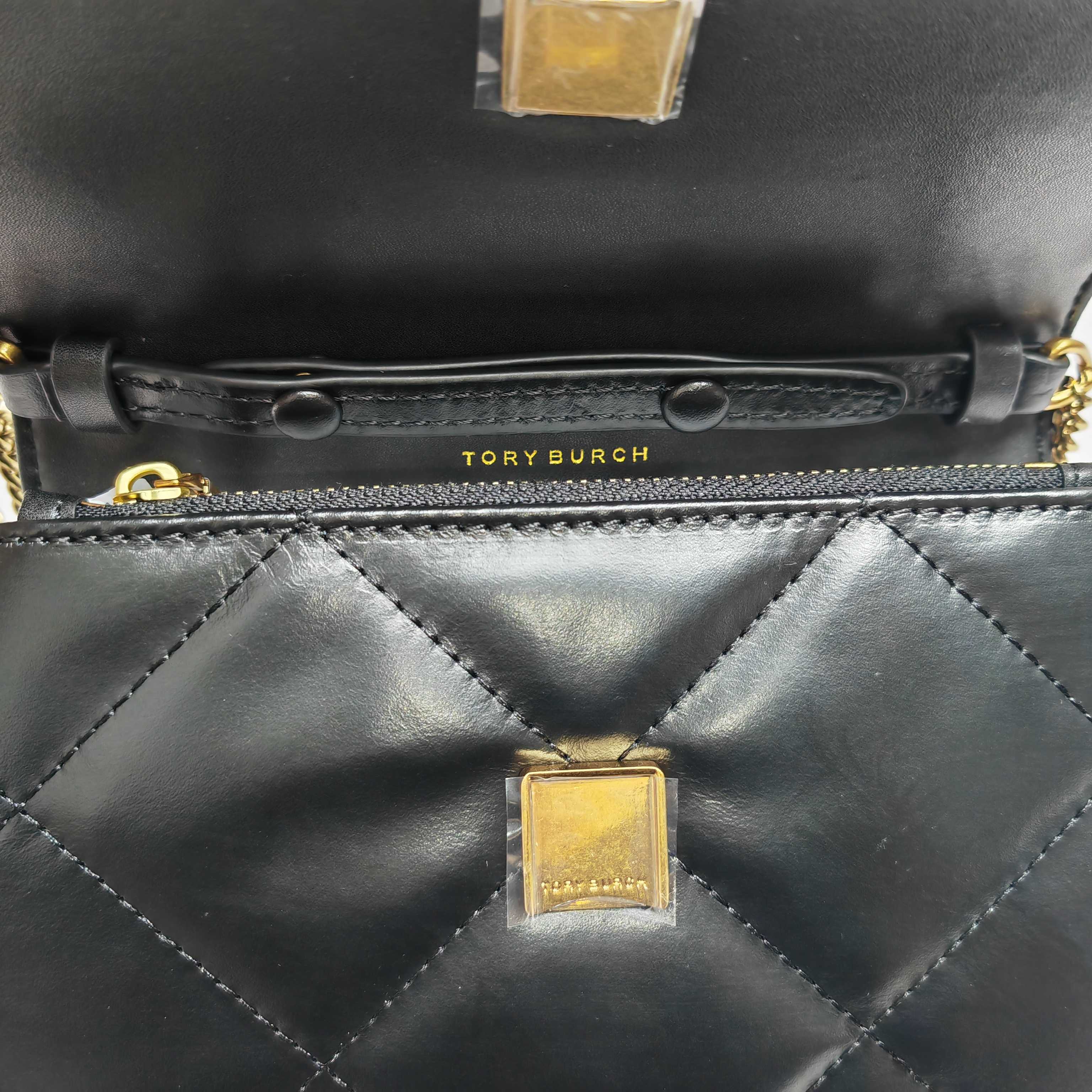 Tory Burch ～ 黑色 Kira 菱格纹迷你手提链条钱夹 头层皮质 纵延菱格纹理 蓬松如云 勾勒多元廓形