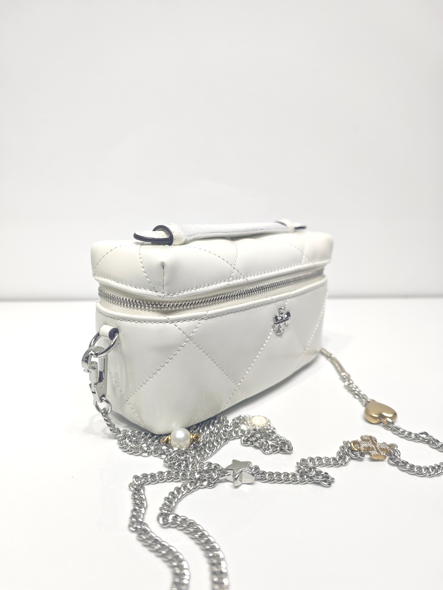 Tory Burch 新款到货 Tory Burch｜ kira化妆包宝石链款