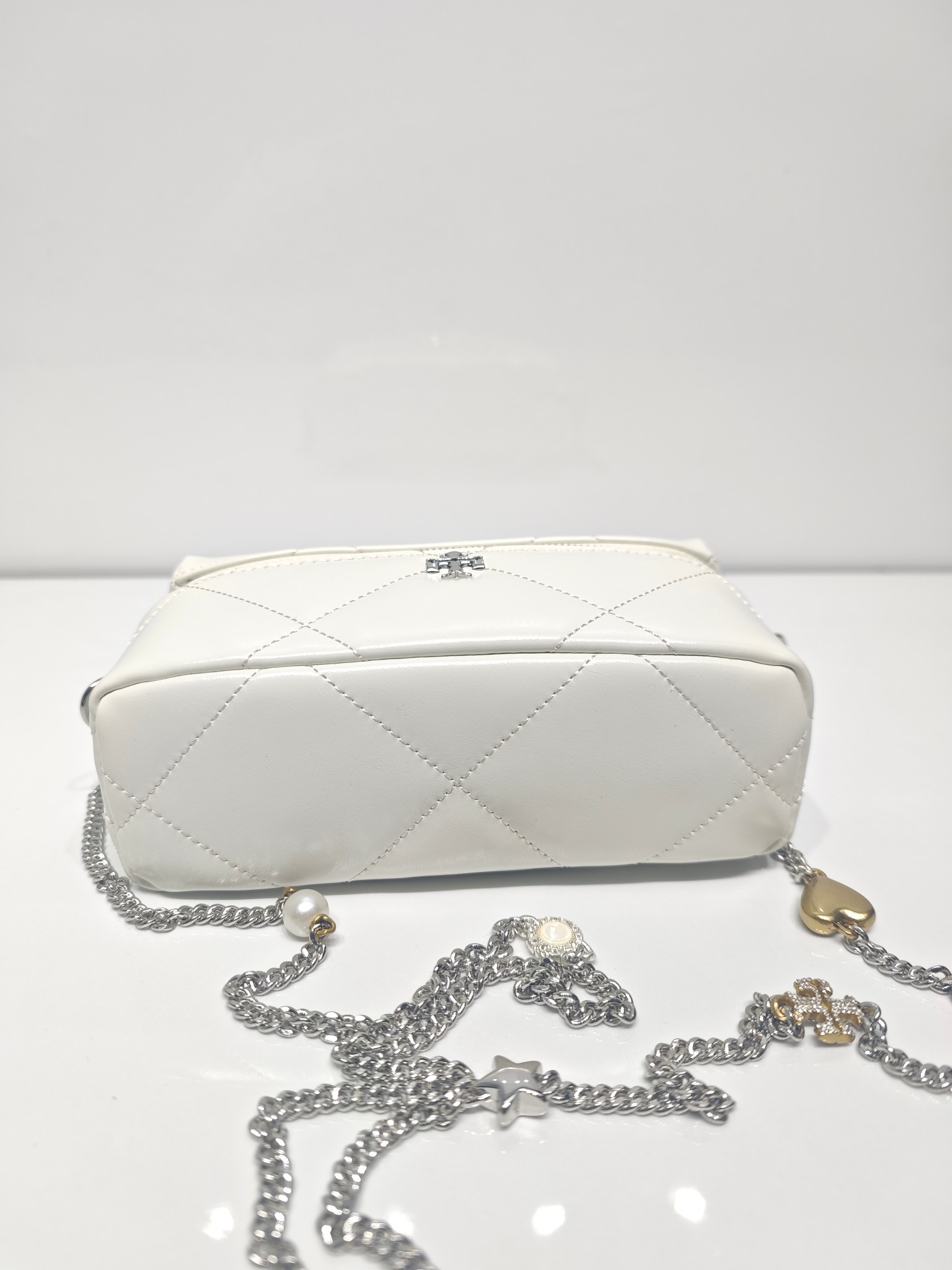 Tory Burch 新款到货 Tory Burch｜ kira化妆包宝石链款