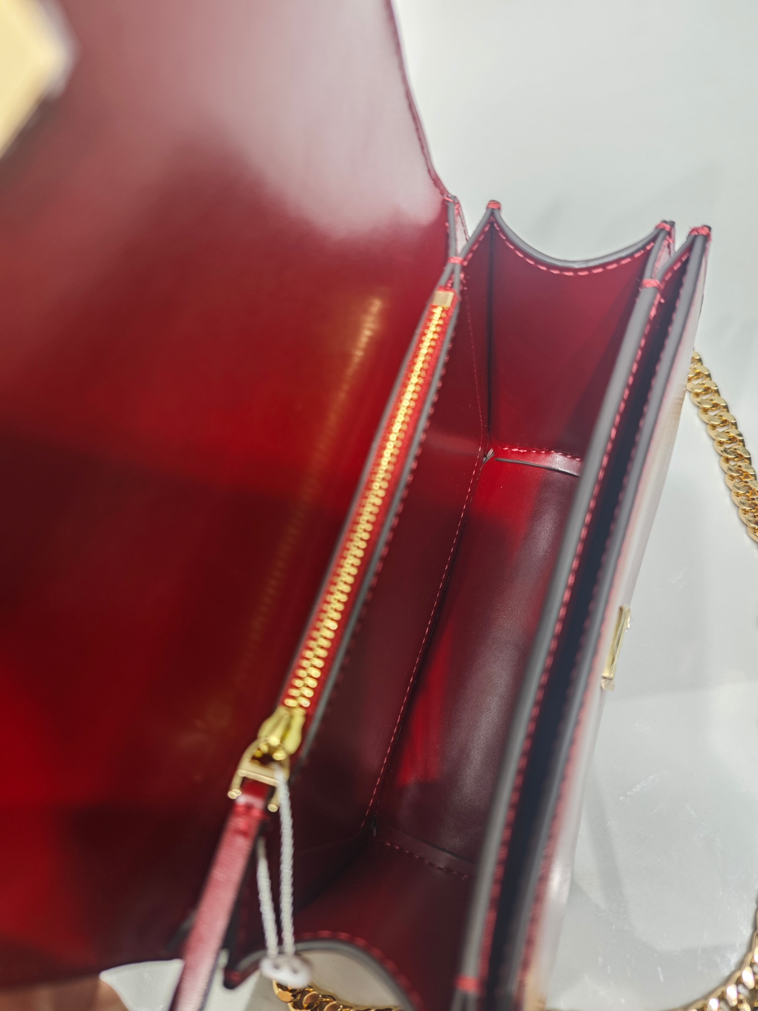 Tory Burch TB新款Eleanor 红色小号链条包 包款全新设计光滑金属饰件 尽显盒子包的简约线条