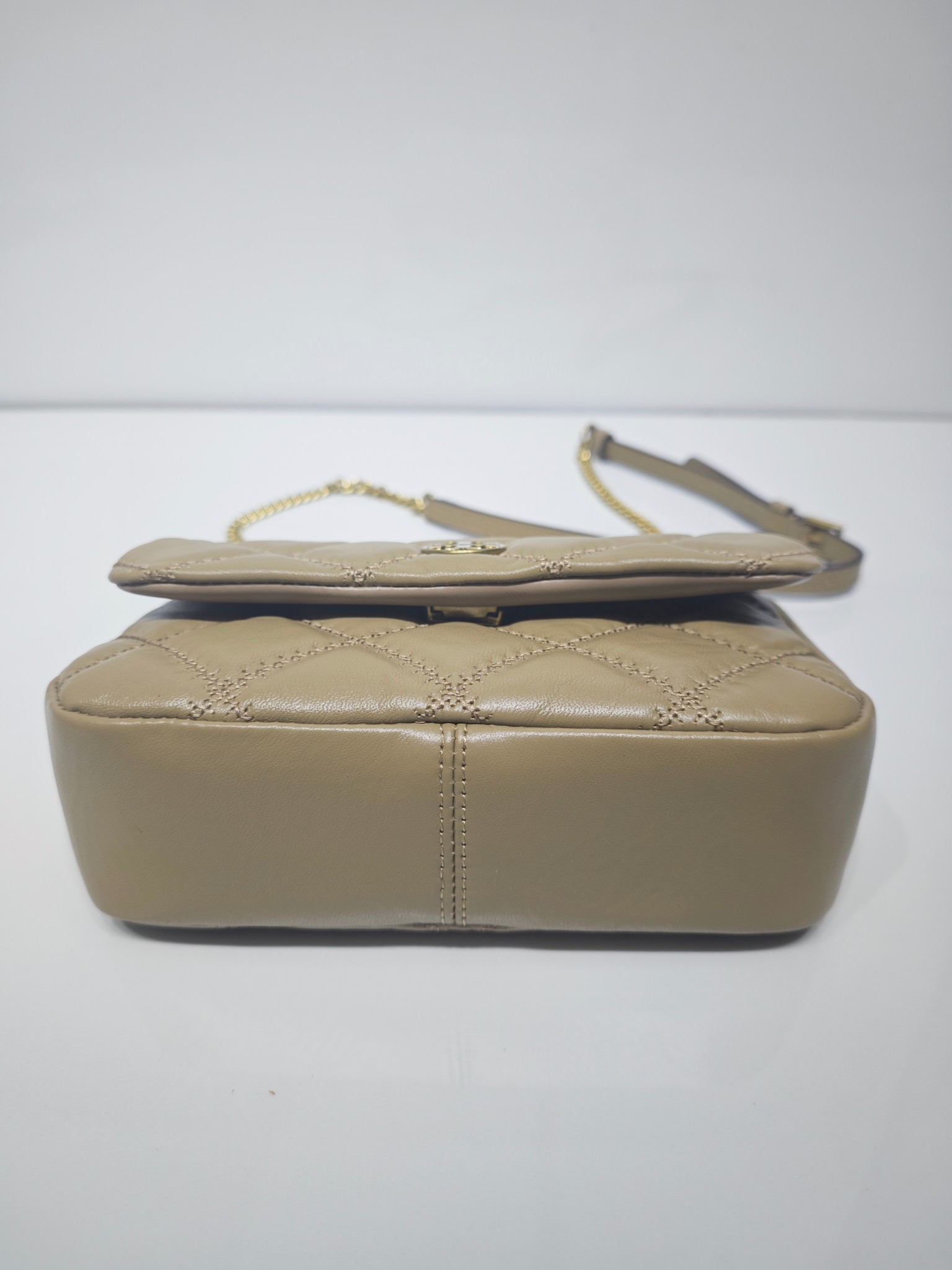 Tory Burch TB 新款willa全皮杏色 了