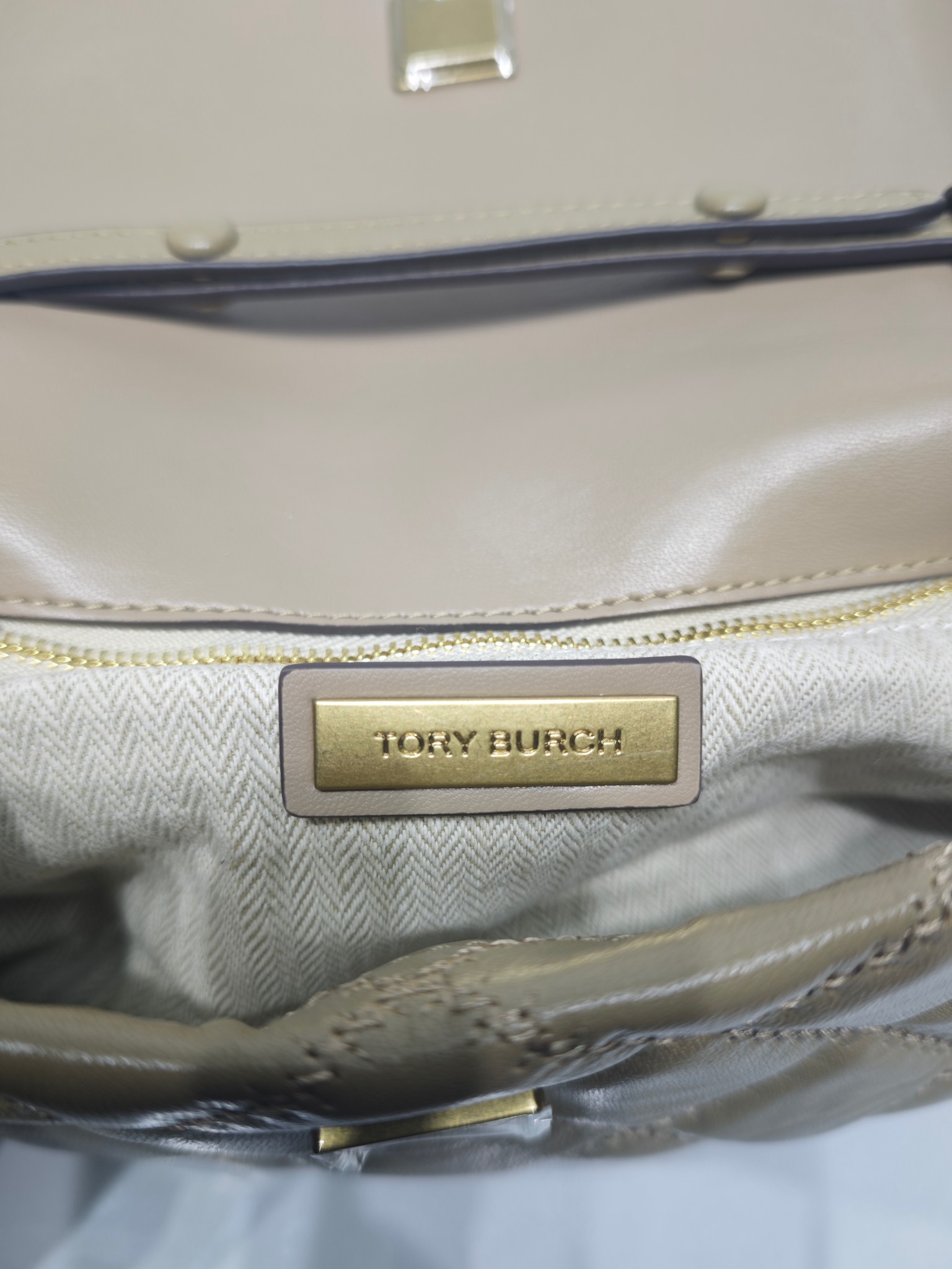 Tory Burch TB 新款willa全皮杏色 了