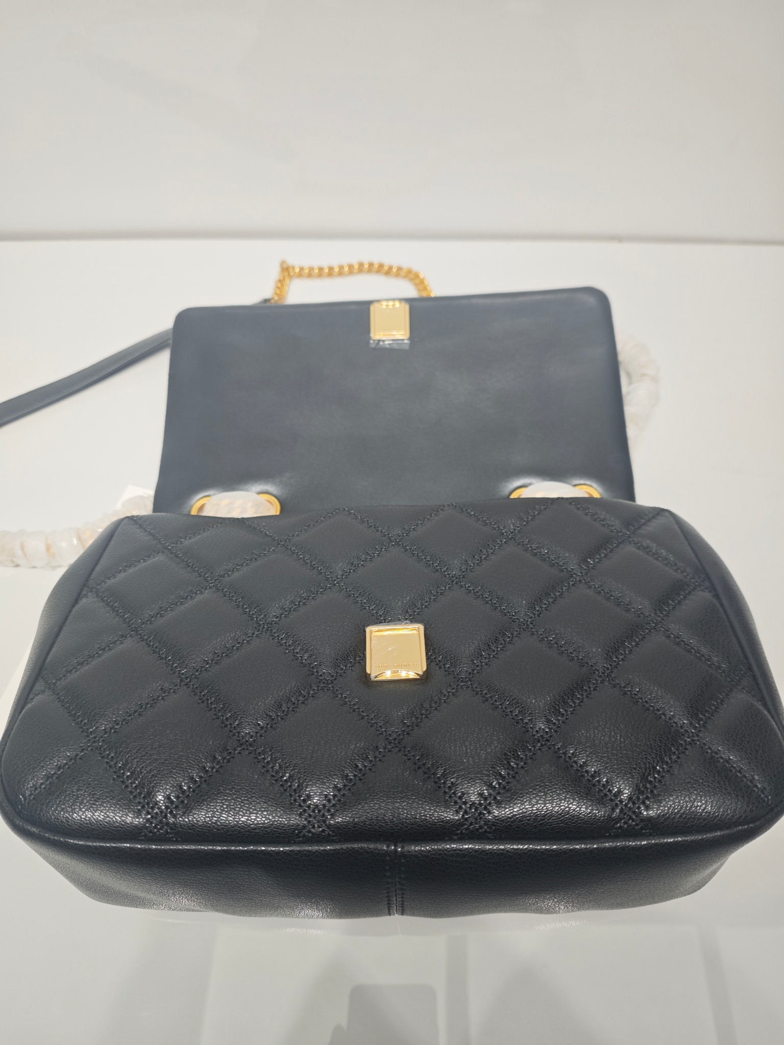 Tory Burch Willa系列大号黑色链条包