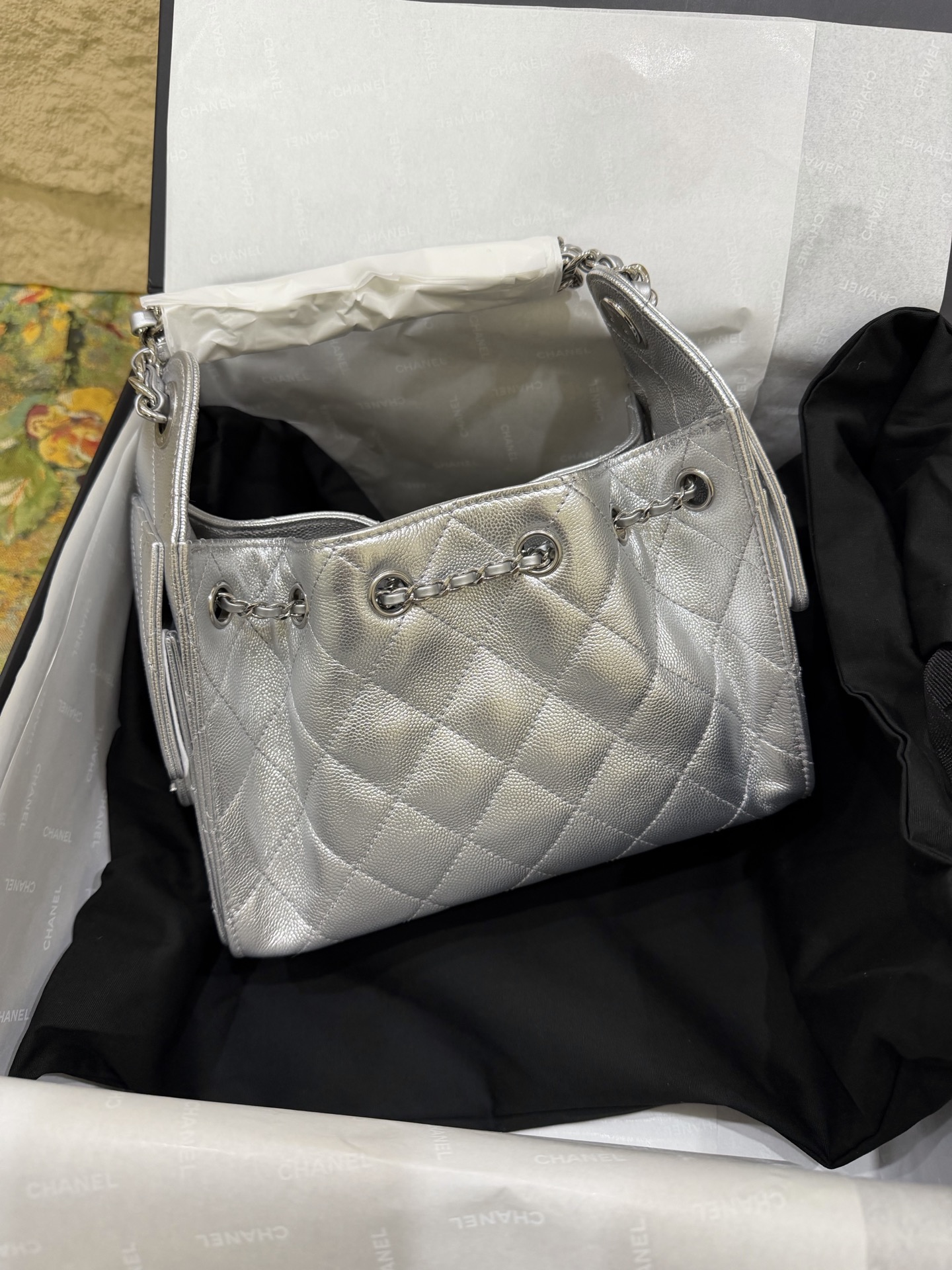 Сумка Chanel с тиснёным узором