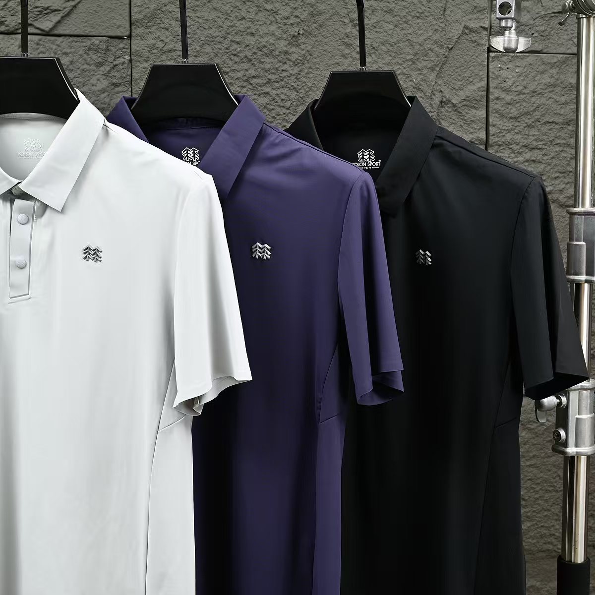 Alternative view of T-Shirt 08669