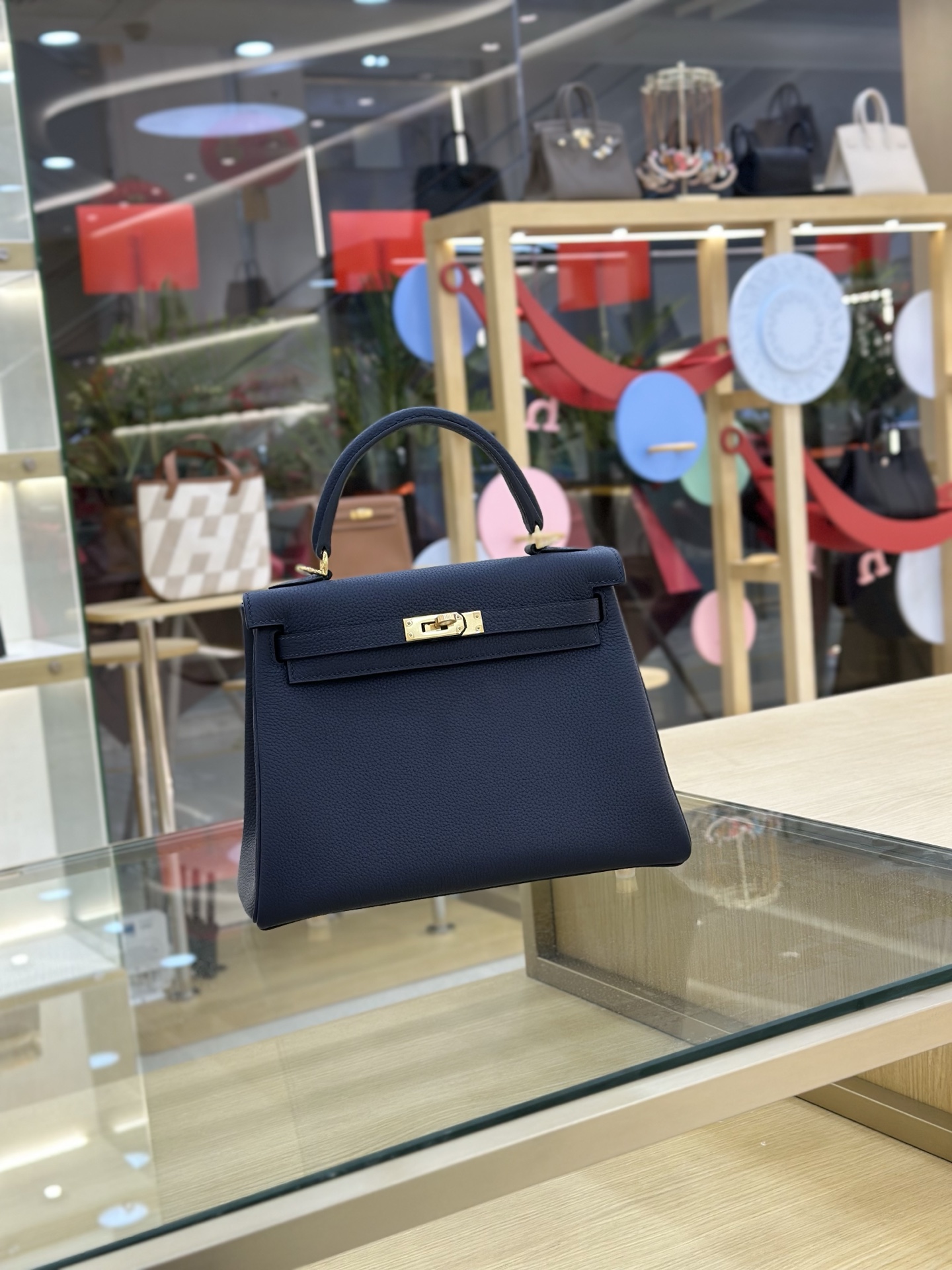 NO:698118,Fully handmade Kelly 25cm imported Togo leather wax thread. Dark blue gold buckle, Hermes, Hermes,19860909全手工现货Kelly 25cm 进口Togo皮 蜡线.深蓝色金扣,爱马仕,hermes,Hermes,,Bag