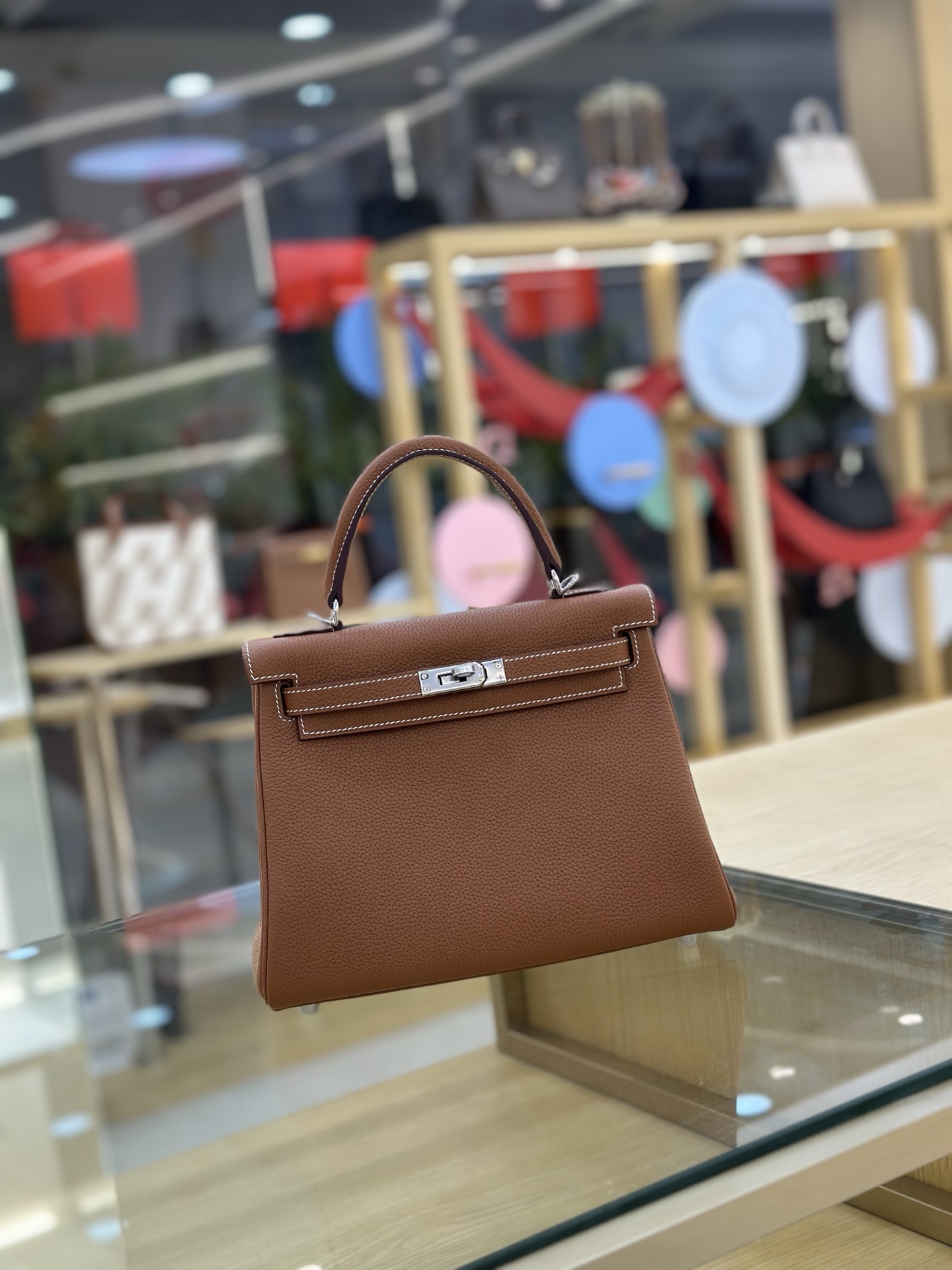 NO:698142,Fully handmade Kelly 25cm imported Togo leather wax thread. Golden brown silver buckle, Hermes, hermes, Hermes,19860909全手工现货Kelly 25cm 进口Togo皮 蜡线.金棕色银扣,爱马仕,hermes,Hermes,,Bag