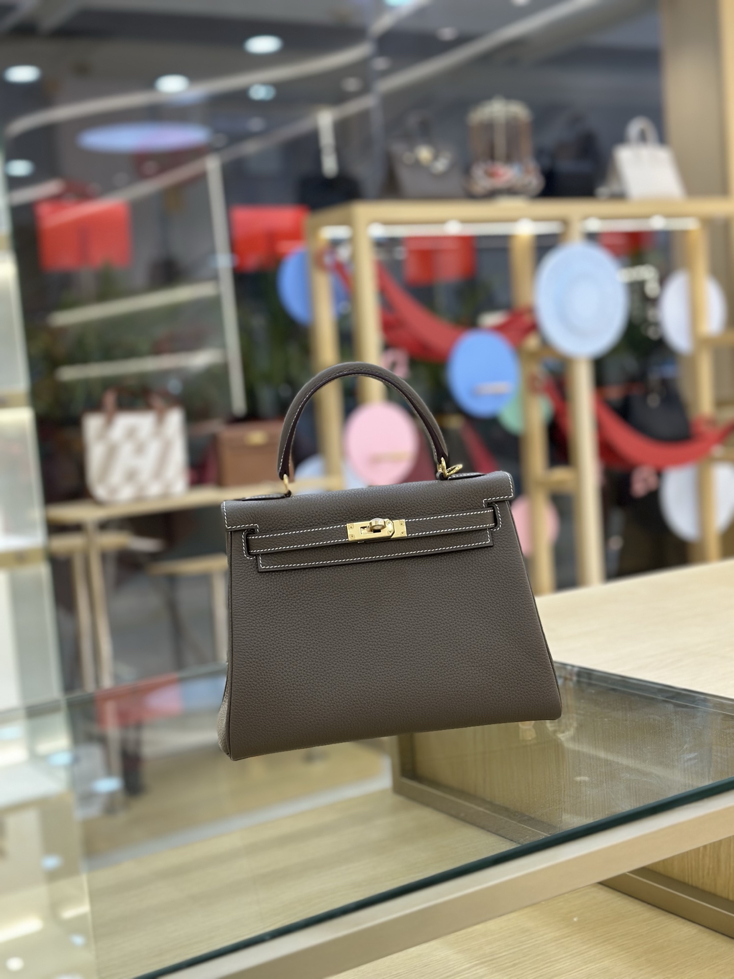 NO:698130,Fully handmade Kelly 25cm imported Togo leather wax thread. Elephant gray gold buckle, Hermes, hermes, Hermes,19860909全手工现货Kelly 25cm 进口Togo皮 蜡线.大象灰金扣,爱马仕,hermes,Hermes,,Bag