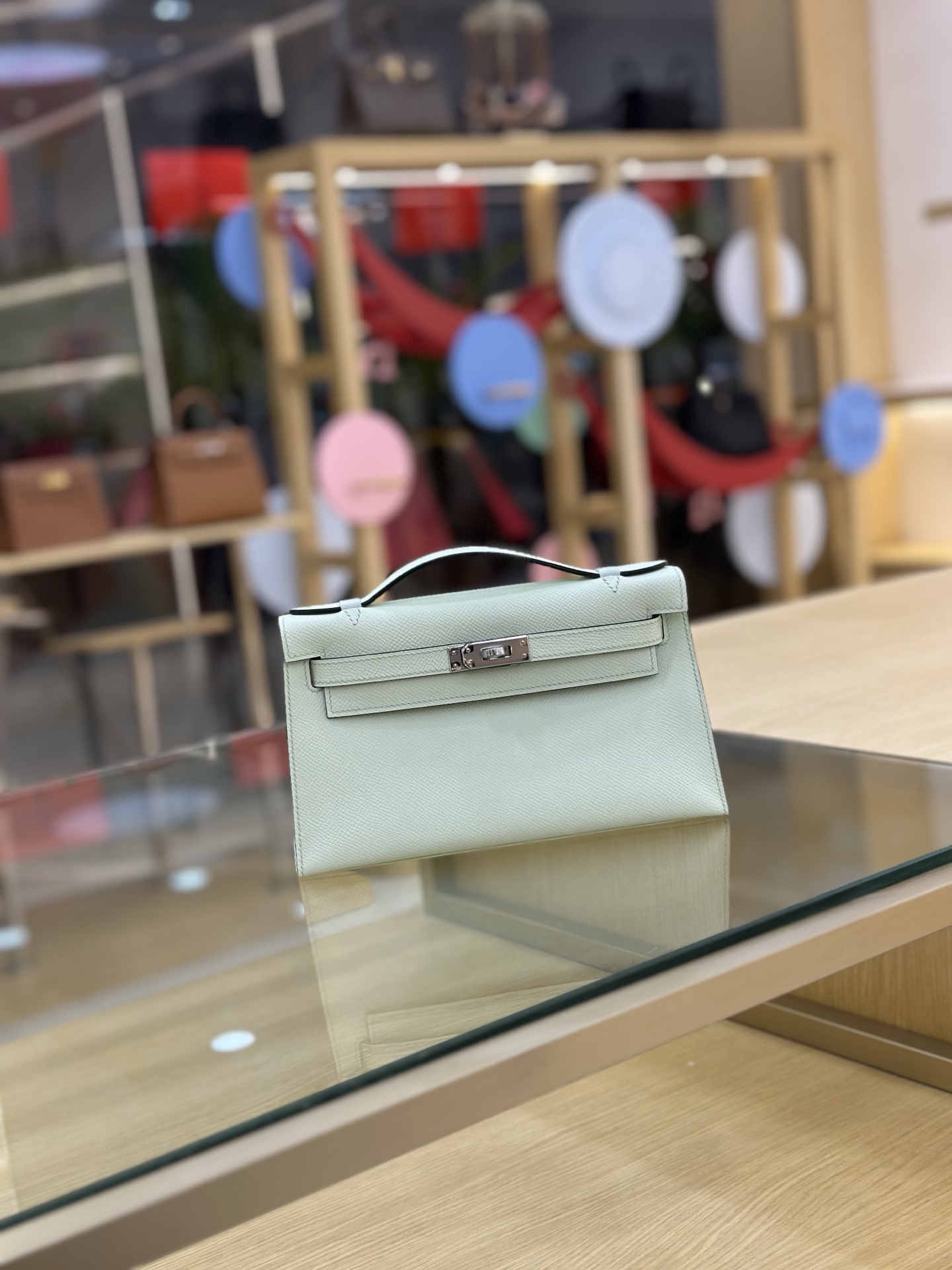NO:698081,Fully hand-stitched wax thread Mini Kelly 22cm handbag/evening bag esom leather bubble green silver buckle, Hermes, Hermes, Hermes,19860909全手缝蜡线一代Mini Kelly 22cm 手包/晚宴包 esom皮 气泡绿 银扣,爱马仕,hermes,Hermes,,Bag