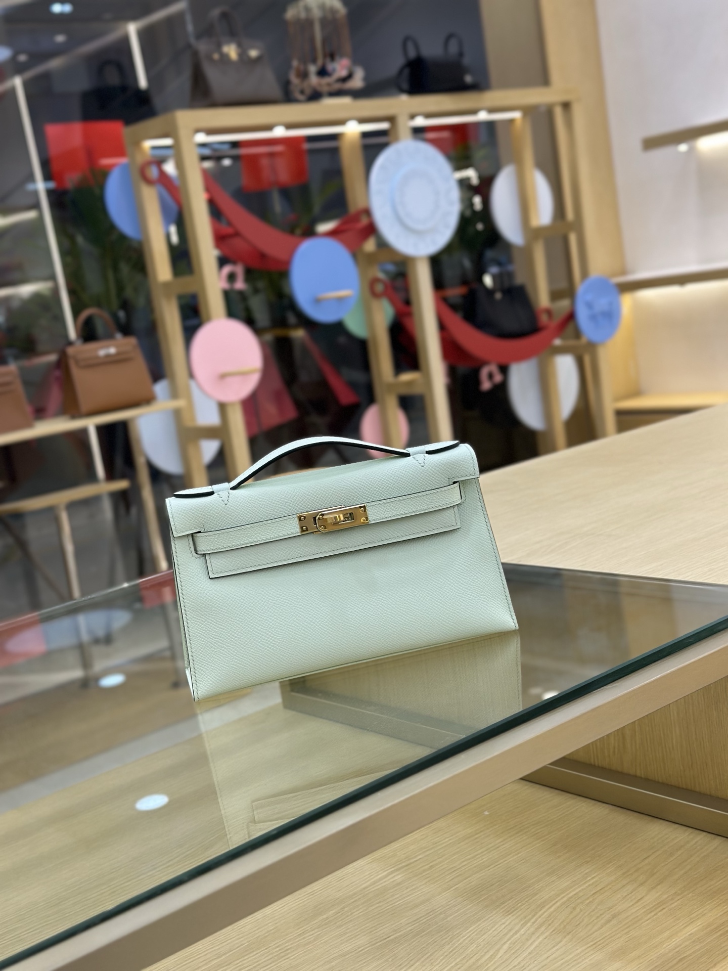 NO:698083,Fully hand-stitched wax thread Mini Kelly 22cm handbag/evening bag esom leather bubble green gold buckle, Hermes, Hermes, Hermes,19860909全手缝蜡线一代Mini Kelly 22cm 手包/晚宴包 esom皮 气泡绿 金扣,爱马仕,hermes,Hermes,,Bag