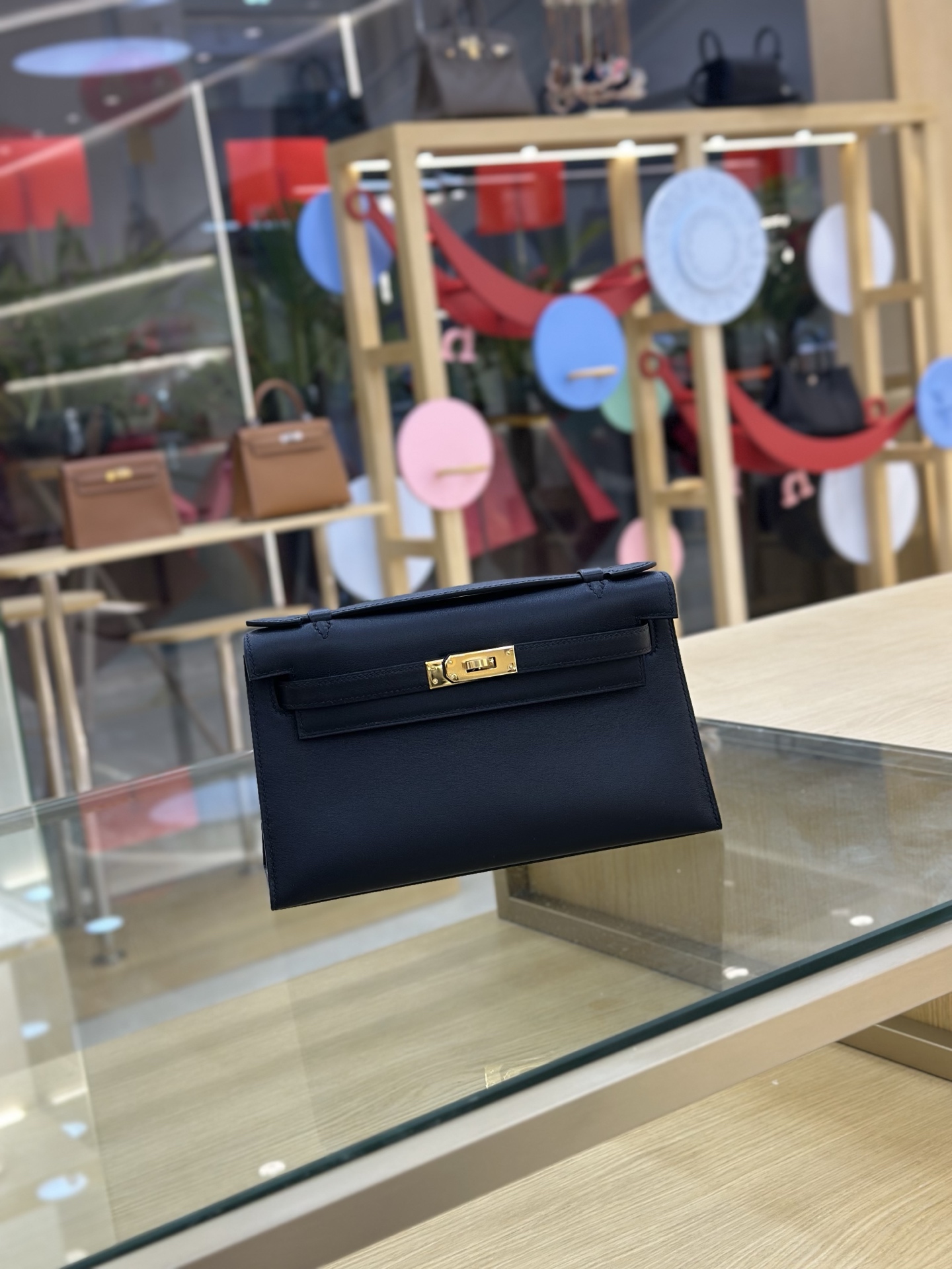 NO:698110,Fully hand-stitched Mini Kelly 22cm imported Swift leather black and silver buckle, Hermes, hermes, stuart weitzman, Hermes,19860909全手缝一代Mini Kelly 22cm 进口Swift皮 黑银银扣,爱马仕,hermes,stuart weitzman,Hermes,,Bag
