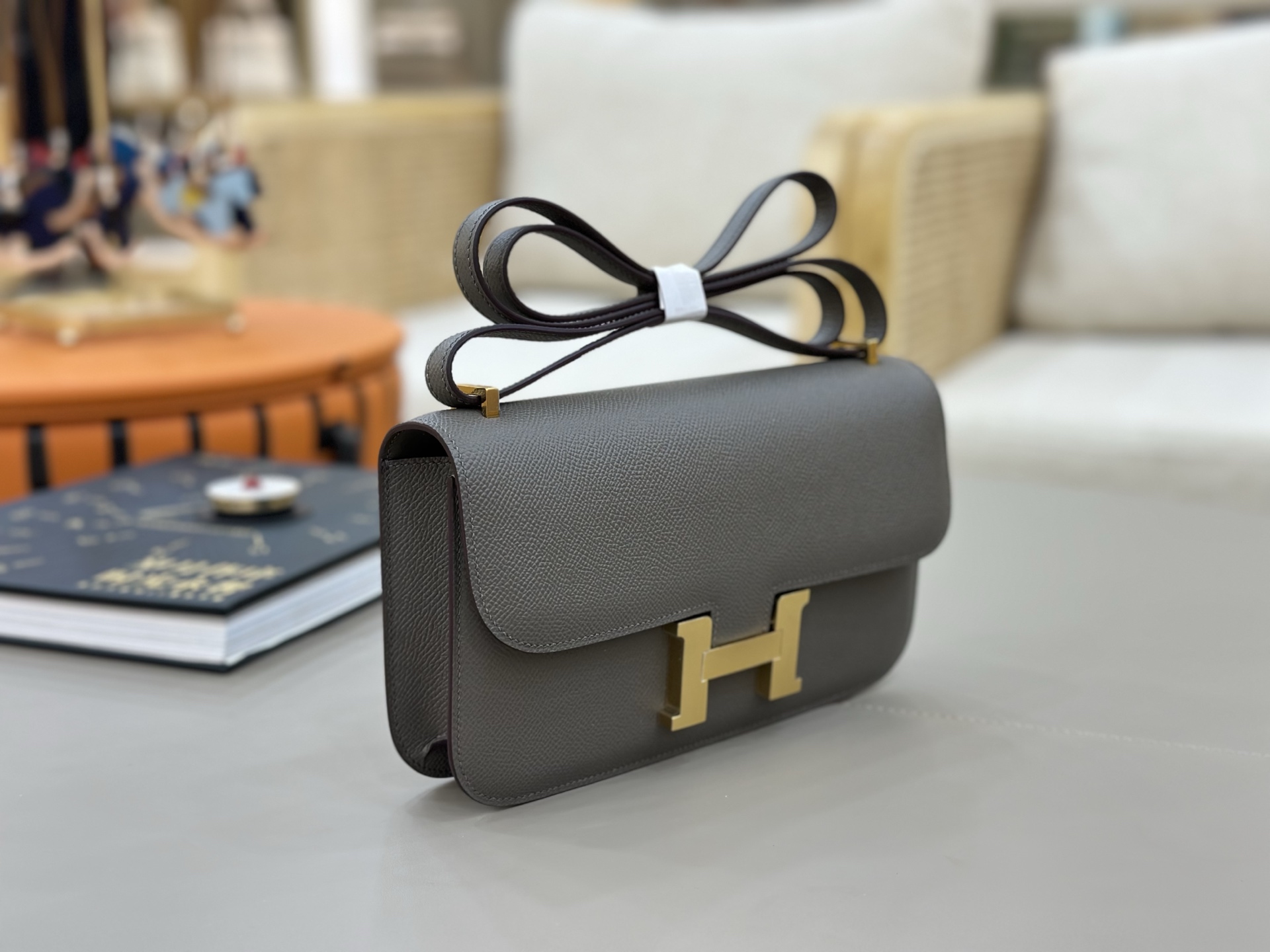 Hermes Style Grey Leather Bag Lookbook Reference image 2