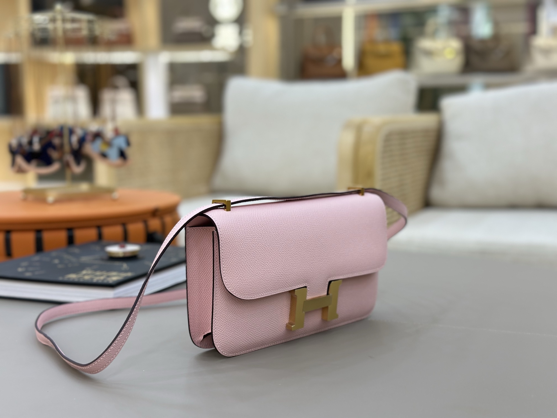 Hermes Style Pink Leather Bag Lookbook Reference image 2