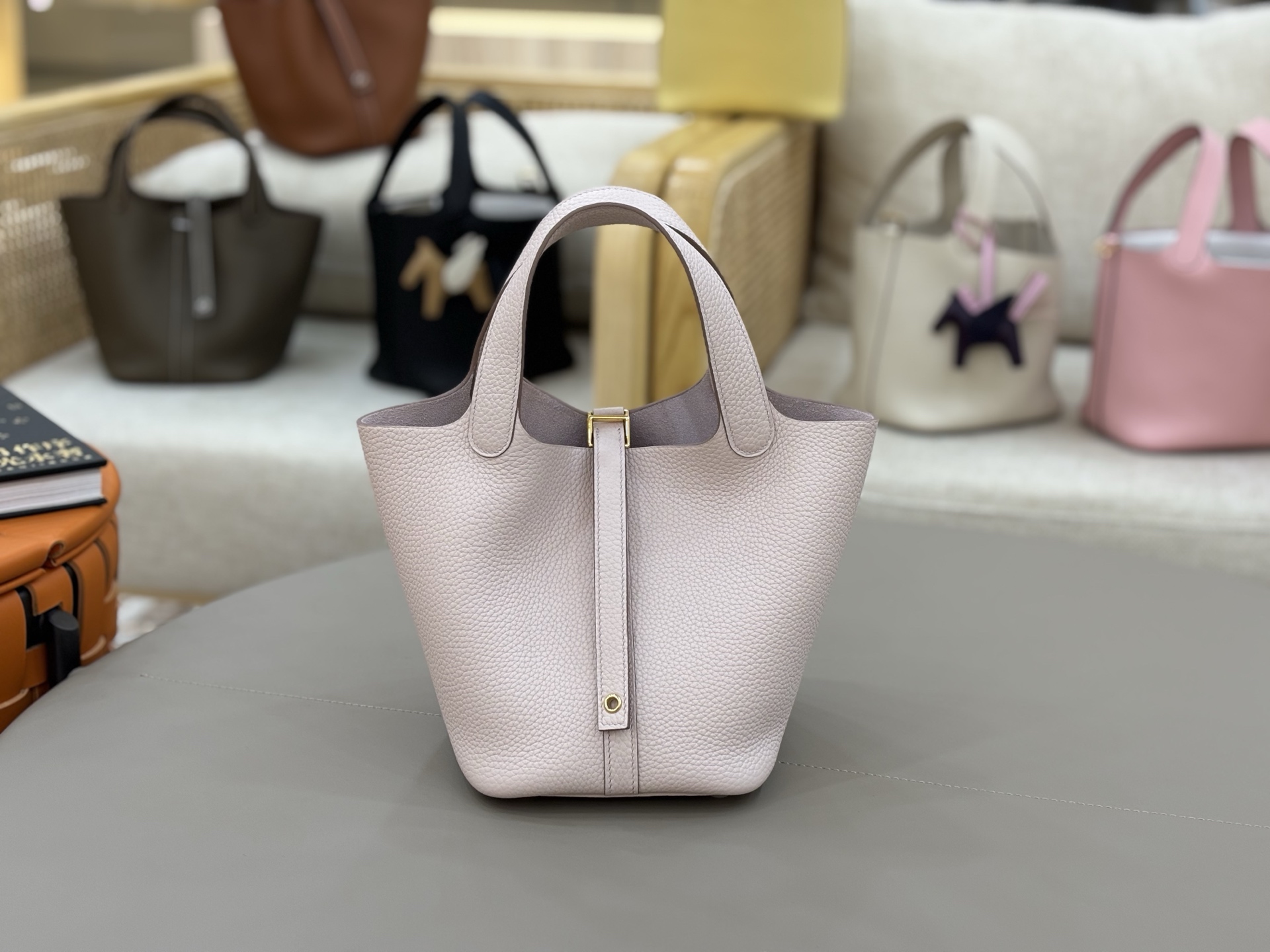 NO:698275,Vegetable basket icotin...18cm imported TC leather fantasy pink gold buckle wax thread hand sewing Hermes, Hermes, hermes, Hermes,19860909菜篮子icotin...18cm 进口TC皮 梦幻粉金扣 蜡线手缝 爱马仕,爱马仕,hermes,Hermes,,Bag