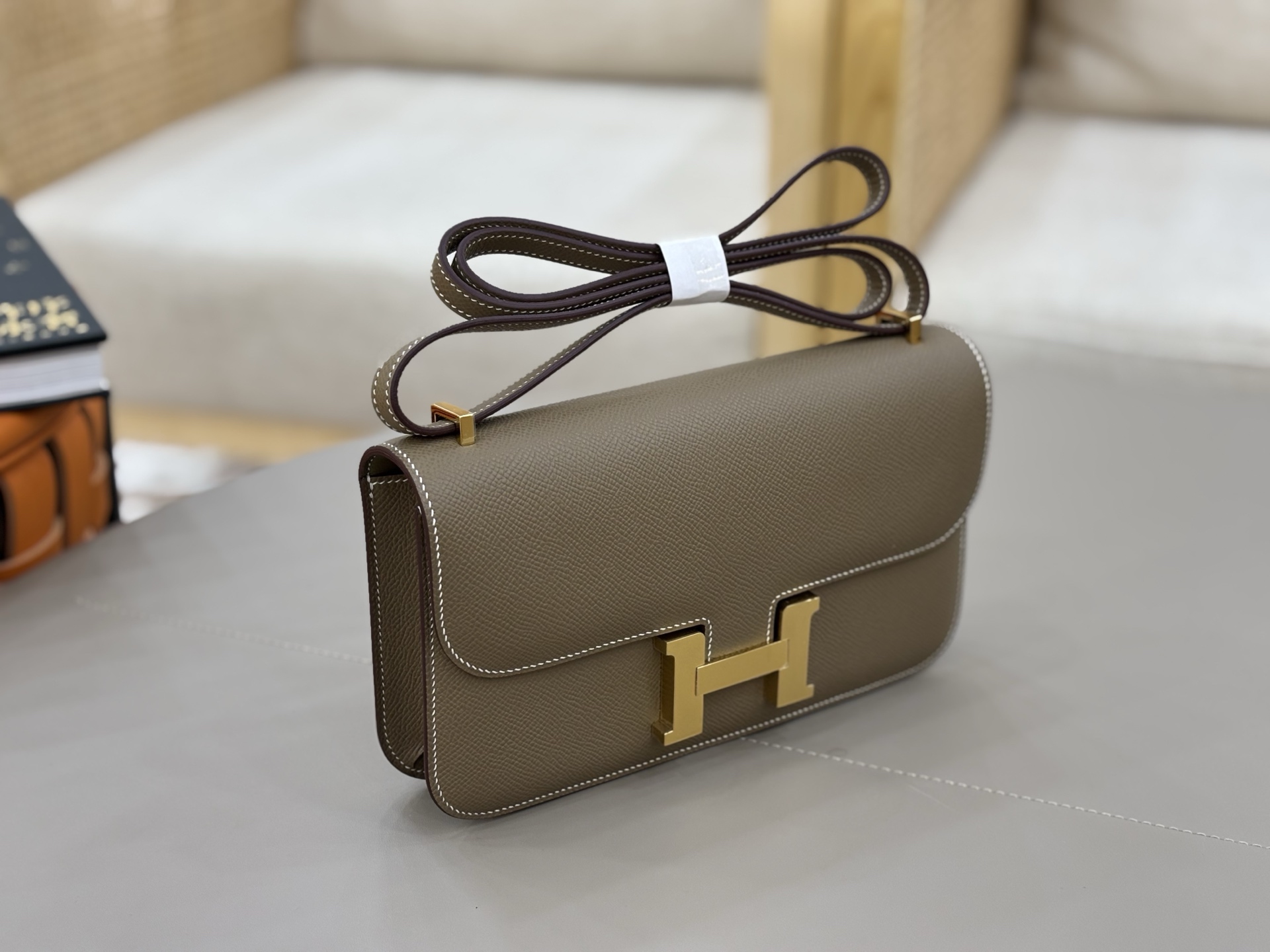 Hermes Style Grey Leather Bag Lookbook Reference image 2