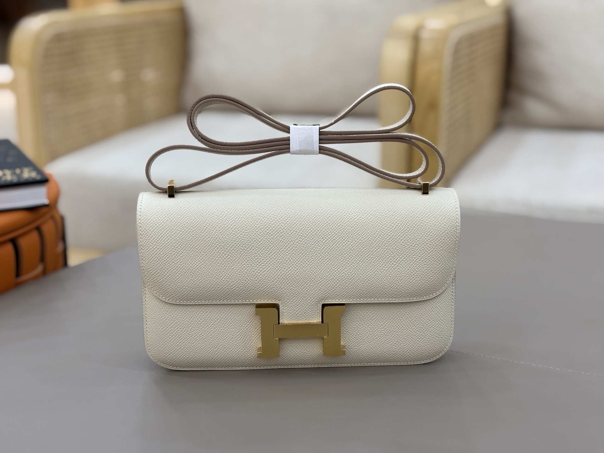 Hermes Style White Leather Bag Lookbook Reference image 1