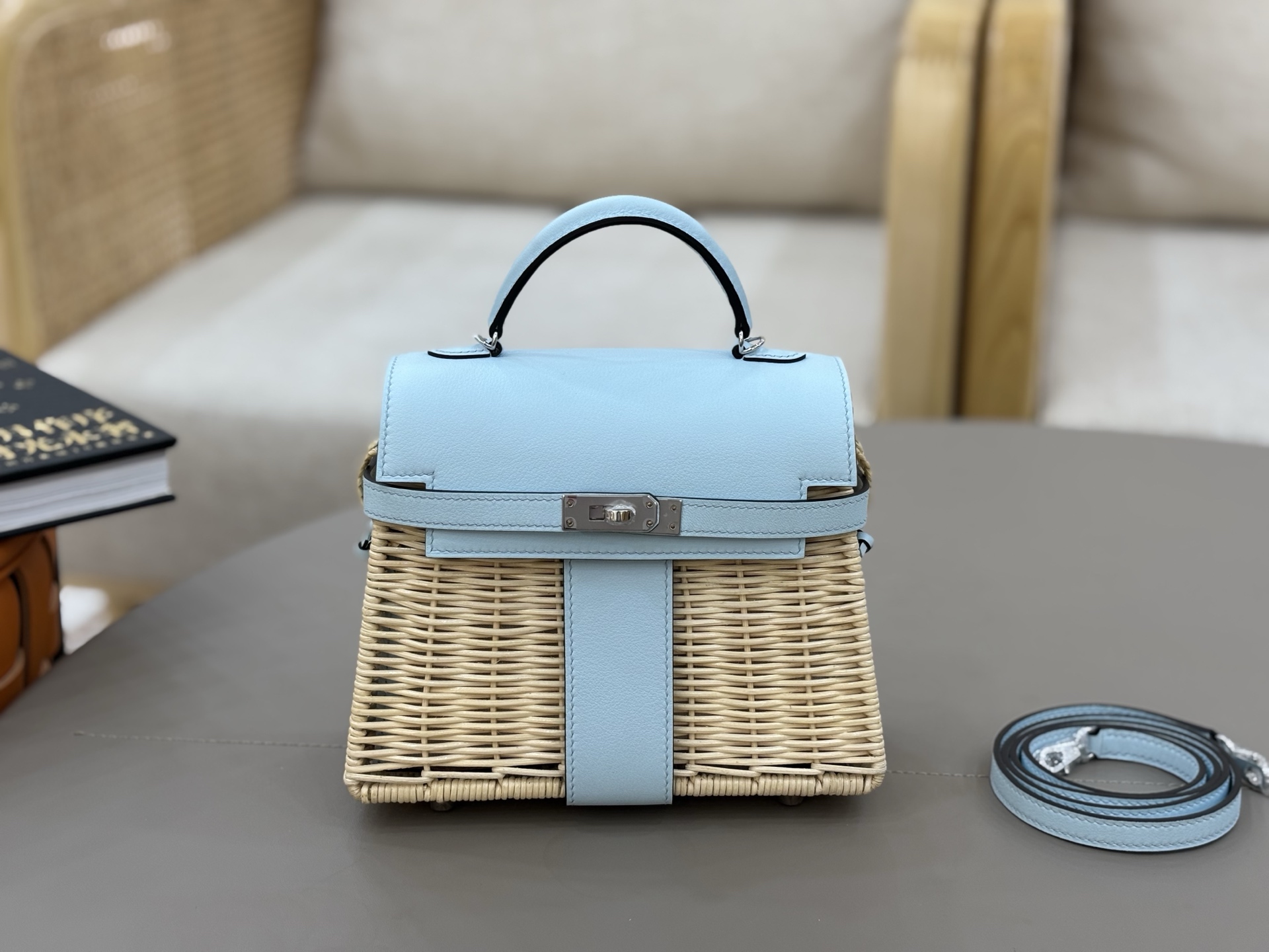 NO:698614,In stock, real photos, picnic bamboo and rattan bag, fully hand-woven craftsmanship, 20, Hermes,hermes,Hermes,19860909现货 实拍照片,  野餐竹藤包,全手工编织工艺,20,爱马仕,hermes,Hermes,,Bag