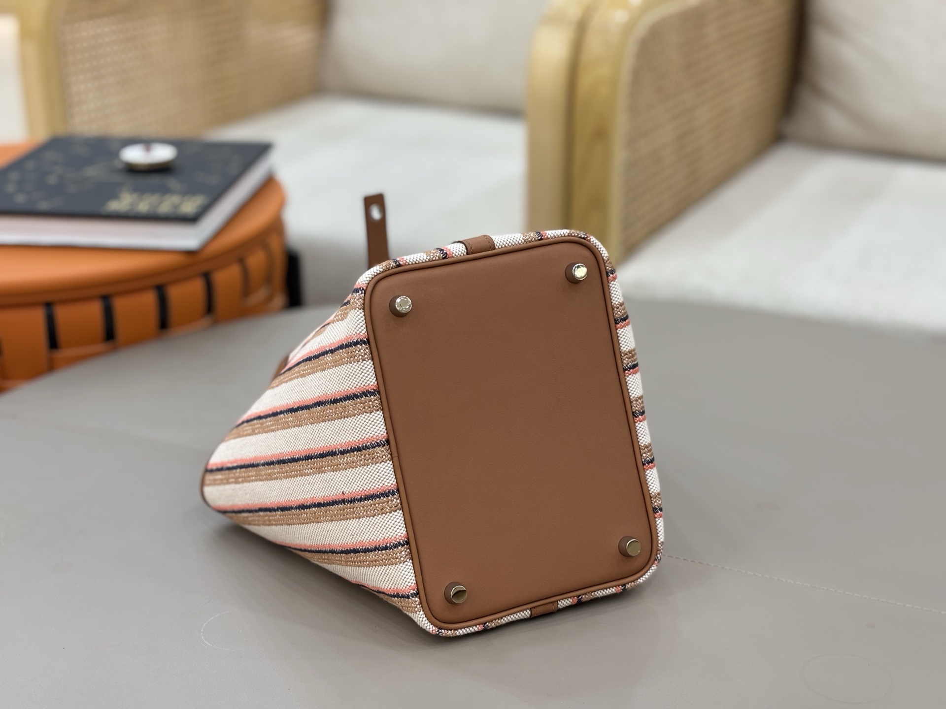 Striped Embroidered Bucket Bag, Gold Brown, Trendy 2025 Design, Cute Style 6 i1750080892980 8654 0 5