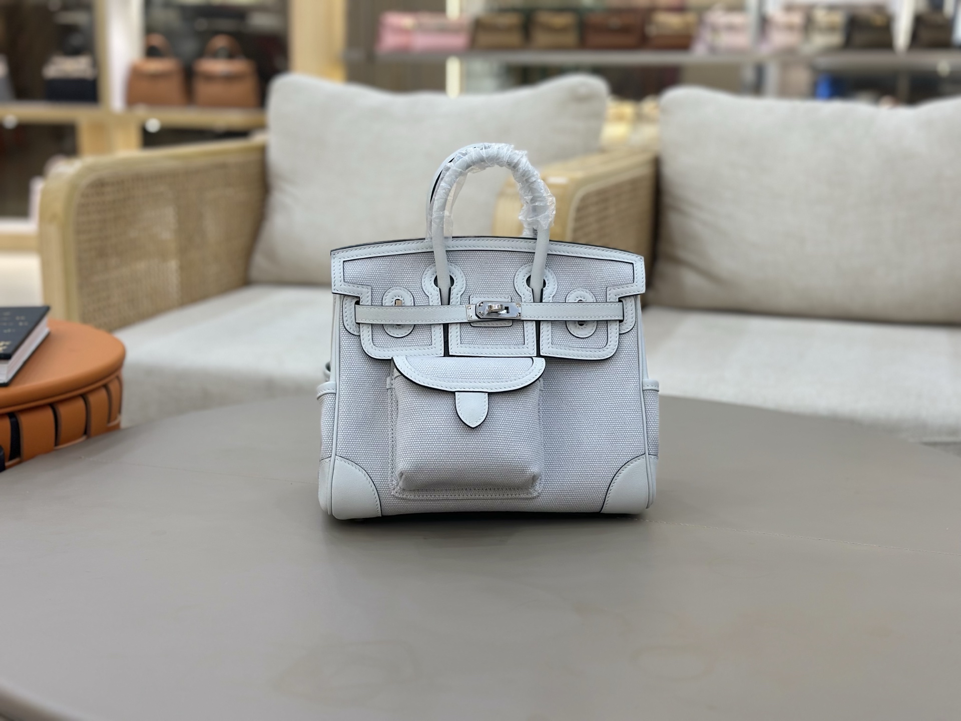 NO:700044,Cargo's new platinum 25CM. Handmade bag!  Wax thread hand sewing available from stock platinum gray,Hermes,hermes,Hermes,19860909Cargo新款 铂金25CM. 手拎手工包！蜡线手缝 现货供应 铂金灰,爱马仕,hermes,Hermes,,Bag