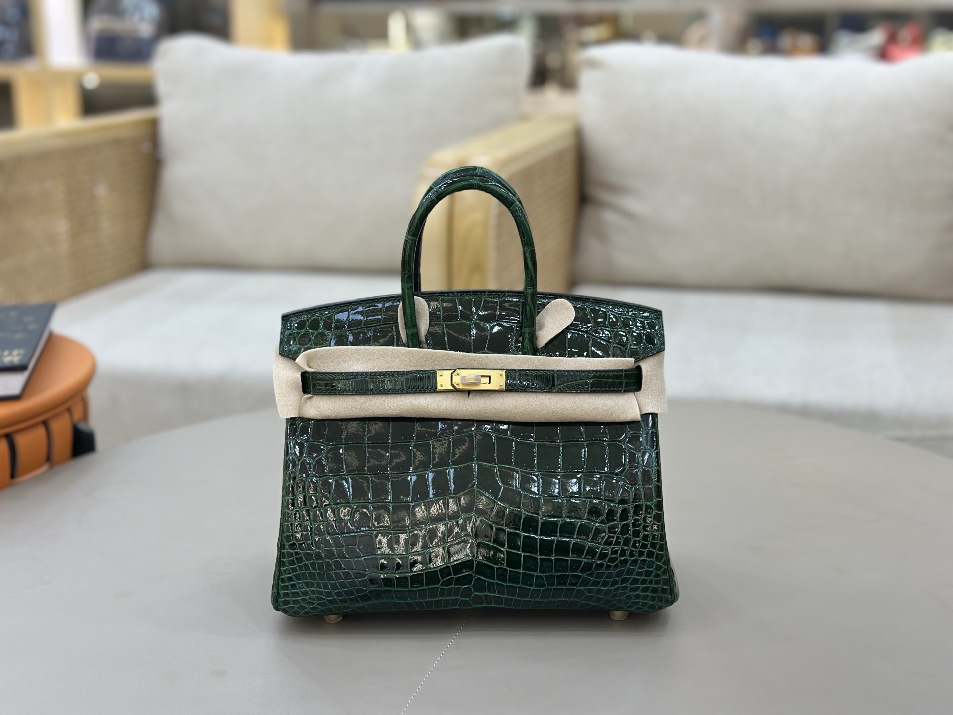 NO:699770,In stock BK25 high-gloss Nile crocodile skin platinum 25cm, full hand-stitched wax thread, all-steel hardware, lining goatskin, Hermes, hermes, sheepskin, crocodile skin, Hermes,19860909现货 BK25  高光尼罗鳄鱼皮铂金25cm 全手缝蜡线 全钢五金 内里山羊皮,爱马仕,hermes,sheepskin,crocodile skin,Hermes,,Bag