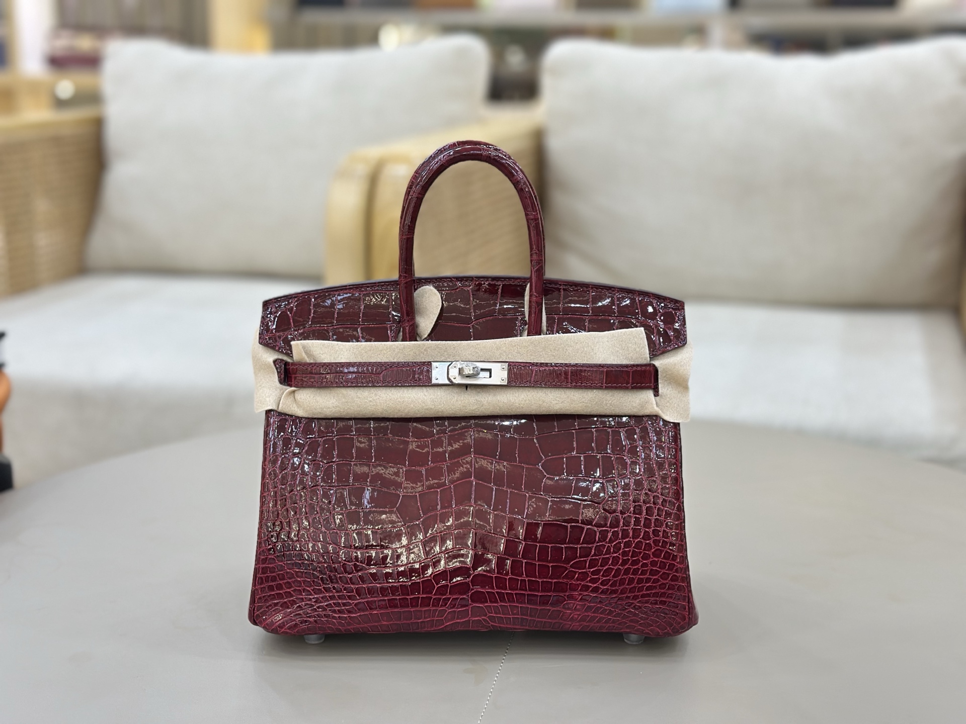 NO:699752,In stock BK25 high-gloss Nile crocodile skin platinum 25cm, full hand-stitched wax thread, all-steel hardware, lining goatskin, Hermes, hermes, sheepskin, crocodile skin, Hermes,19860909现货 BK25 高光尼罗鳄鱼皮铂金25cm 全手缝蜡线 全钢五金 内里山羊皮,爱马仕,hermes,sheepskin,crocodile skin,Hermes,,Bag