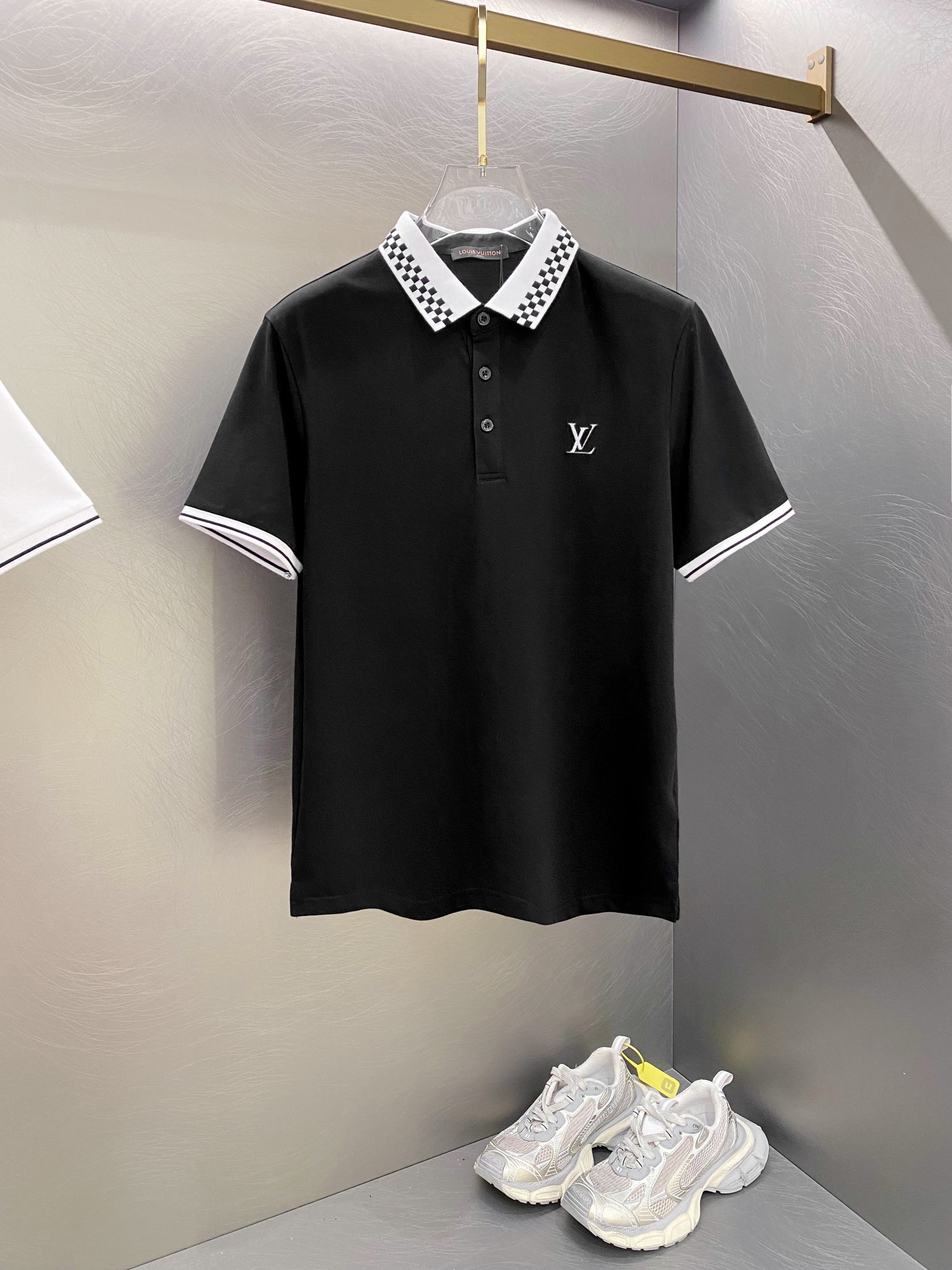 Louis Vuitton Clothing Polo T-Shirt Black White Embroidery Spring/Summer Collection Fashion