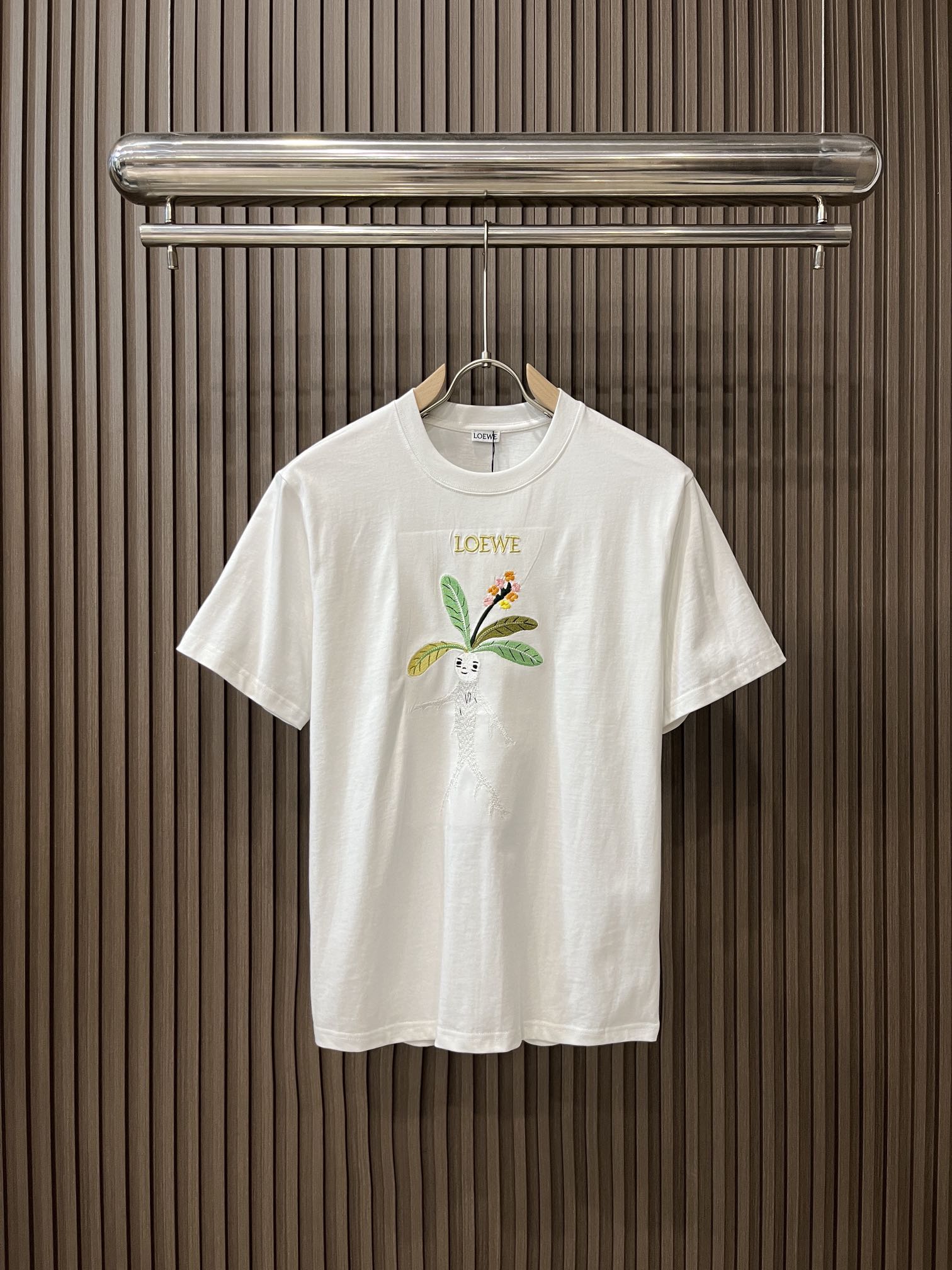 How can I find replica
 Loewe Clothing T-Shirt Black White Embroidery Cotton Fashion Short Sleeve
