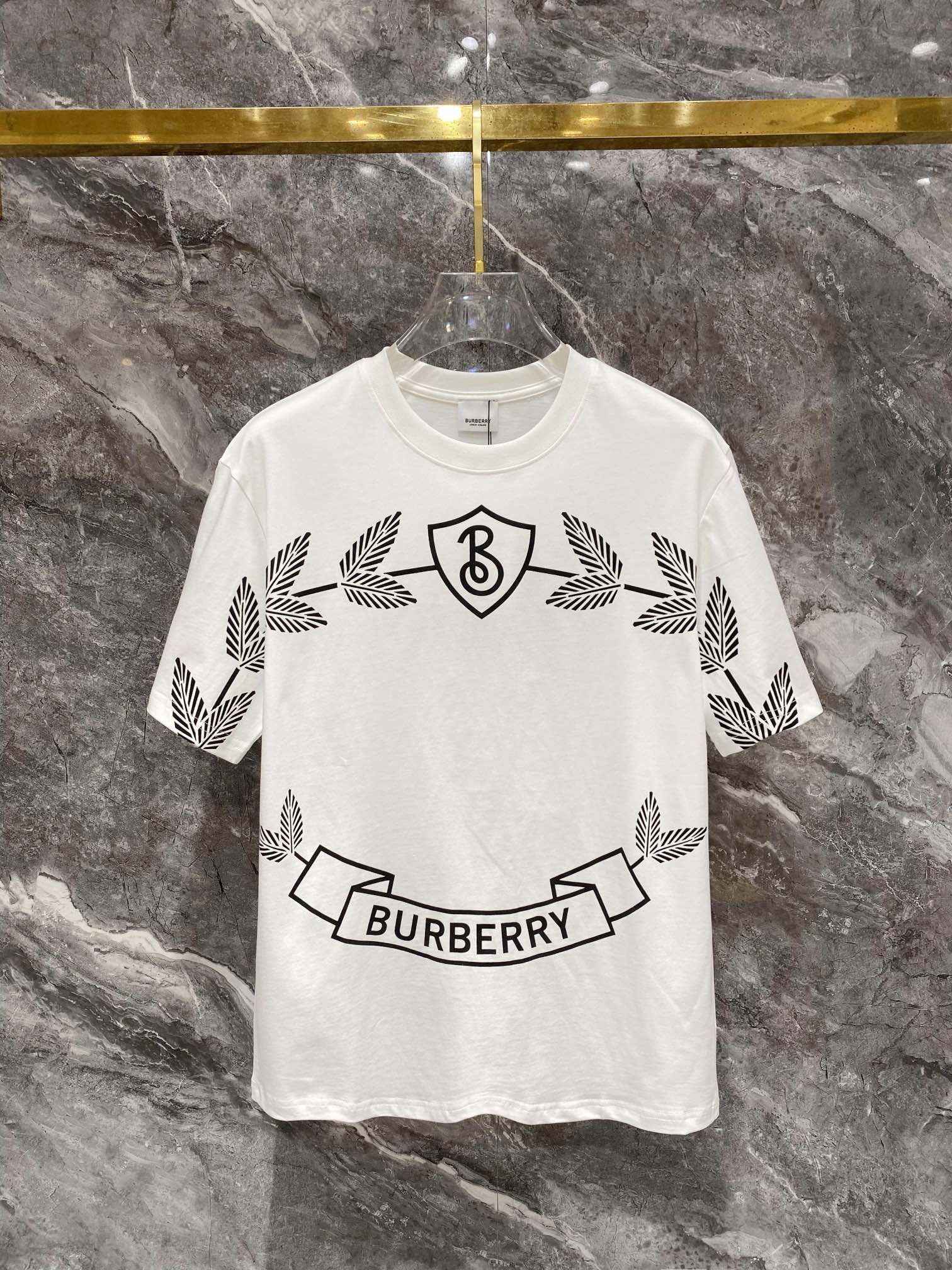 Burberry Kleidung T-Shirt Schwarz Weiß Drucken Baumwolle Fashion Kurzarm