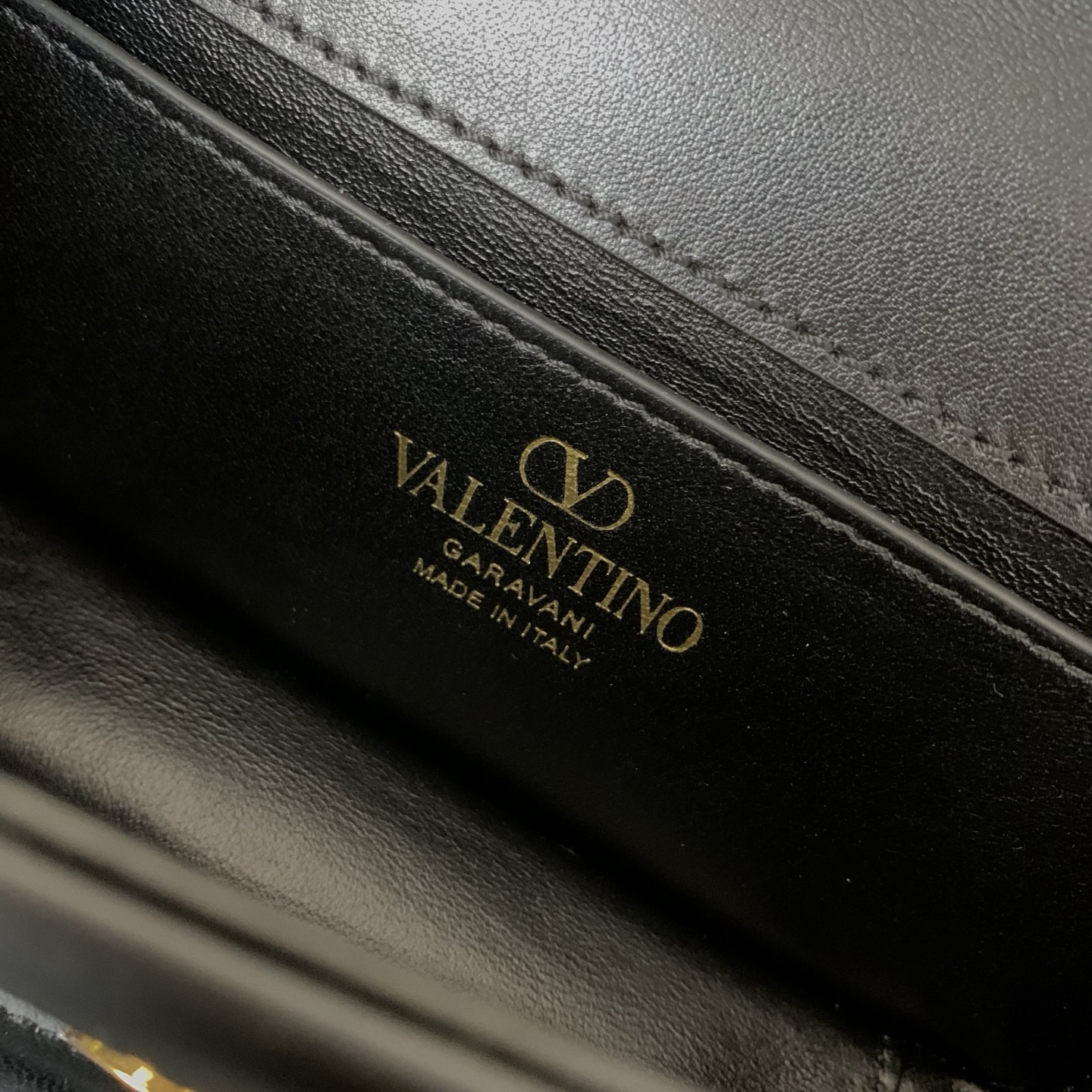 valentino garavani black loco jewel shoulder bag