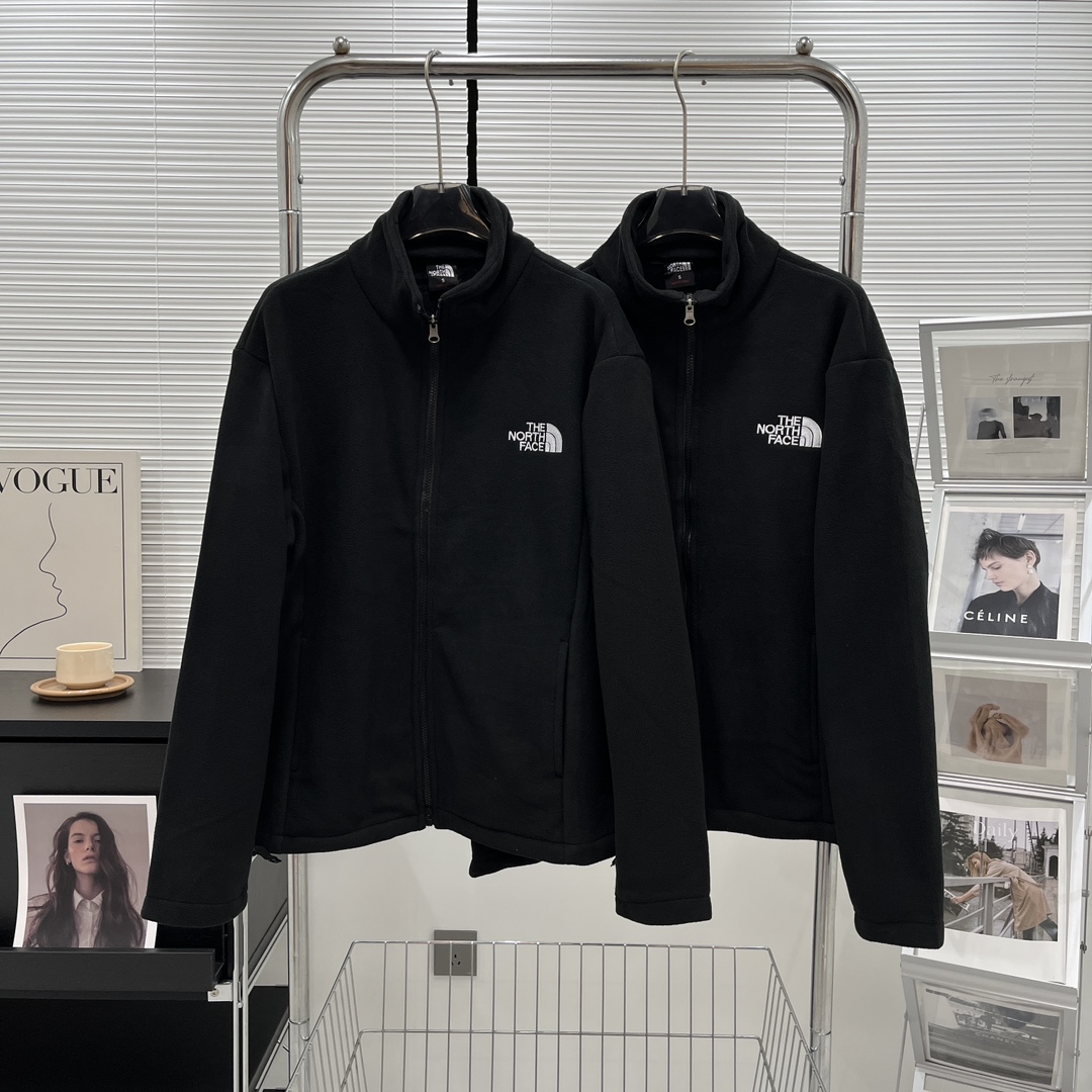 The North Face 1986 Mountain Jacket: Two Upgraded Original Ski Suit Versions - 图片 5