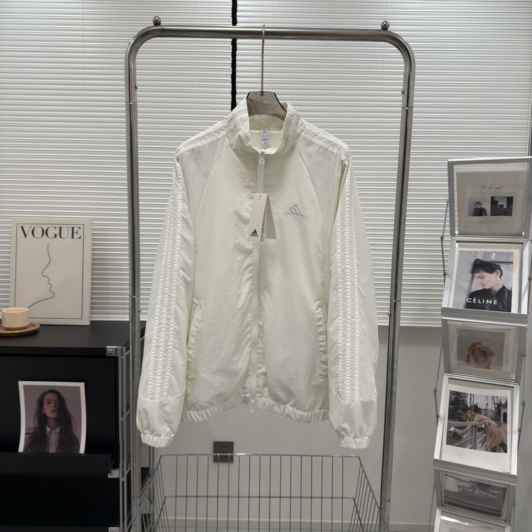 Adidas 2025 Spring-Autumn Couple T-shirts: Stylish, High Quality, Recommended for Sports Lovers - 图片 2