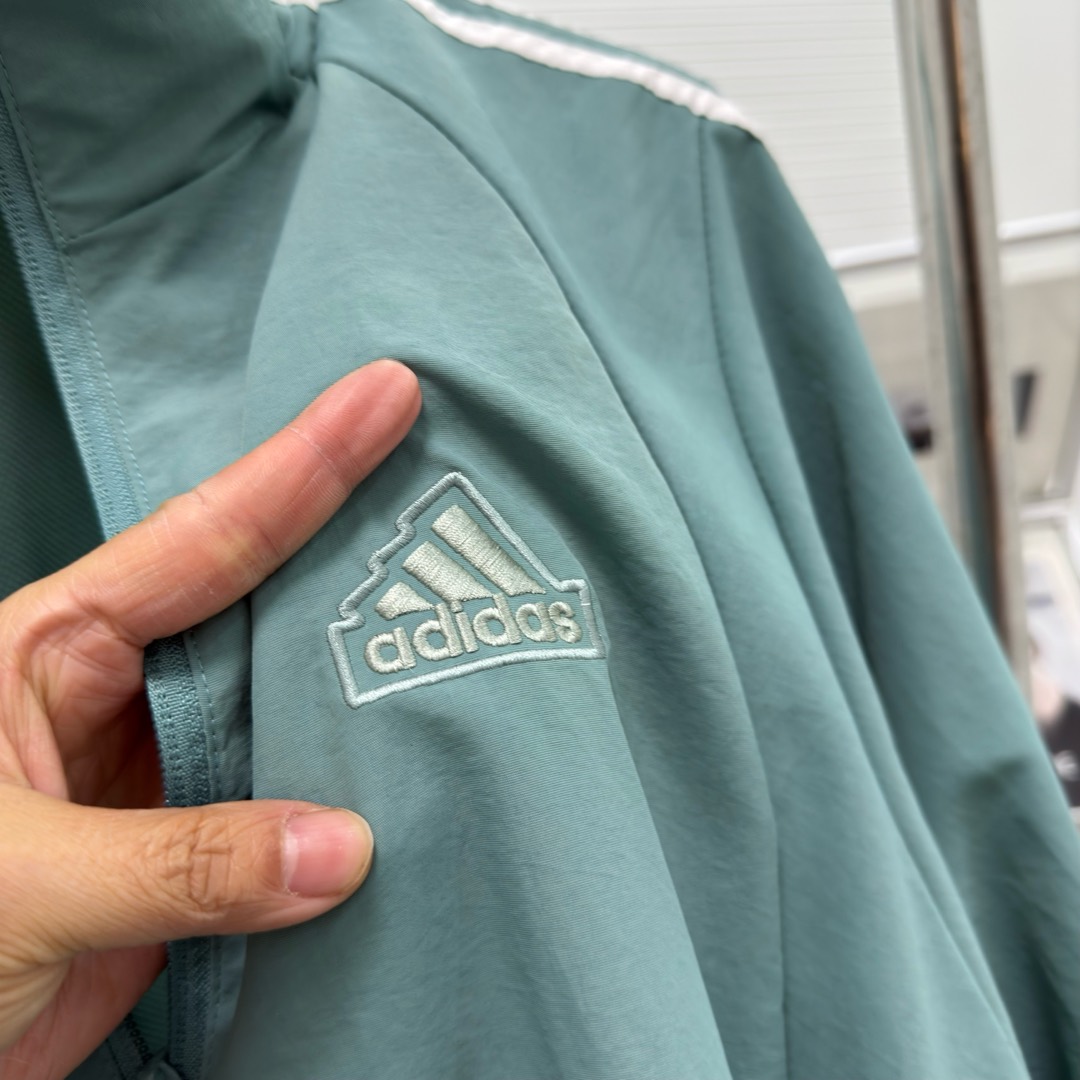Adidas 2025 Spring-Autumn Couple T-shirts: Stylish, High Quality, Recommended for Sports Lovers - 图片 9